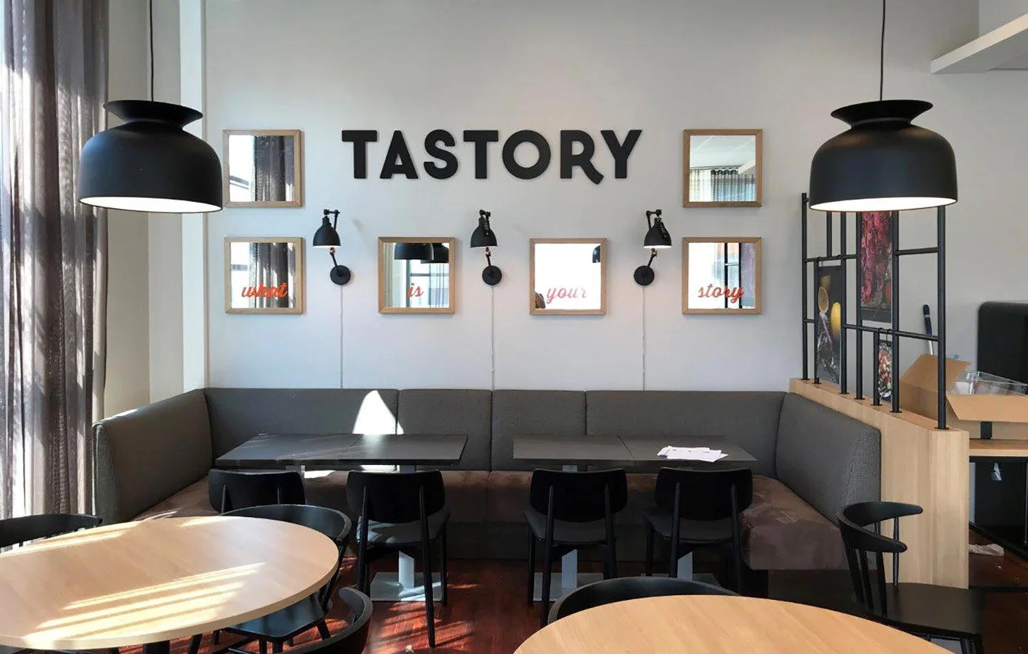 Ravintola_Tastory_tilanjakaja kaluste