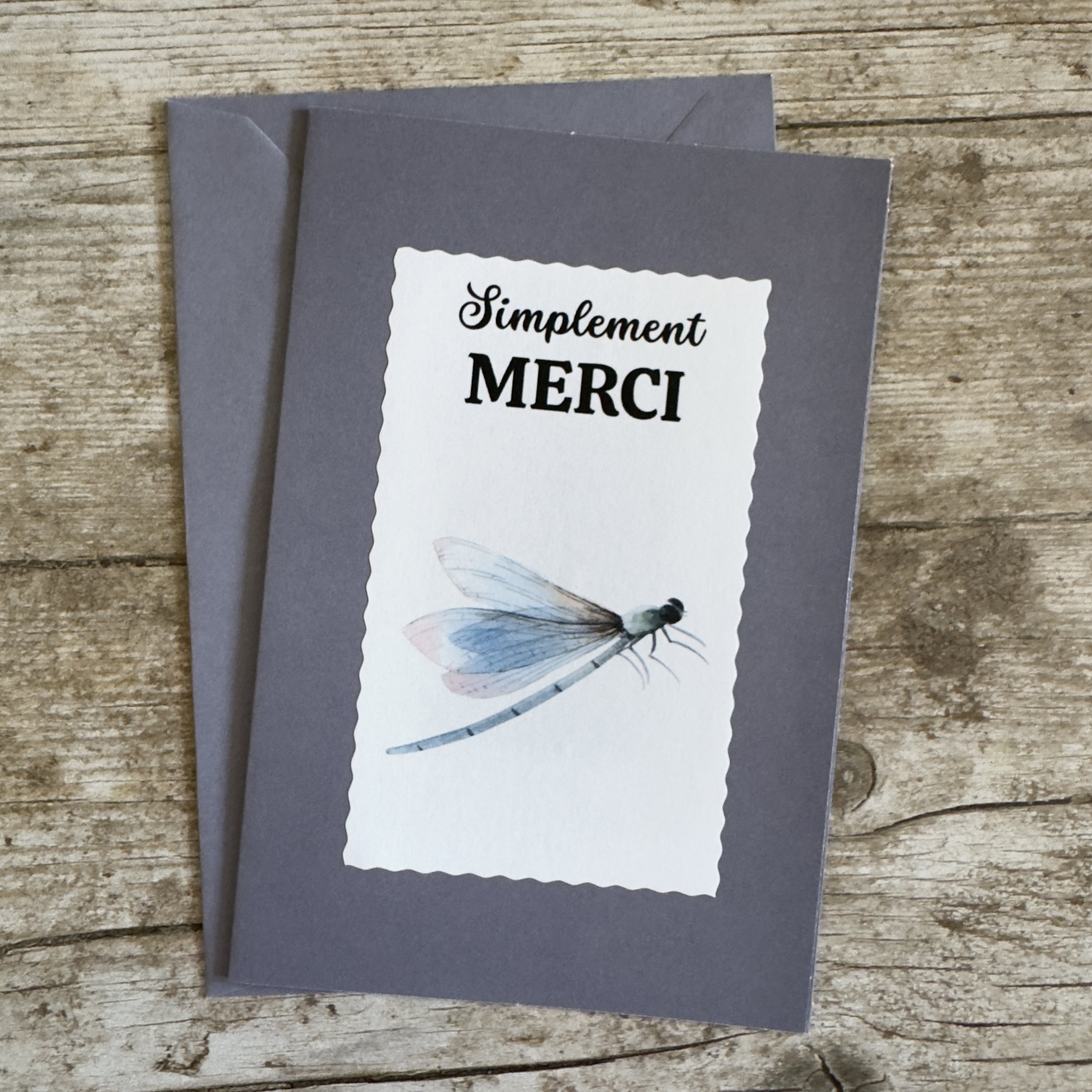 Carte de voeux artisanale, format A6 double, avec enveloppe assortie.
