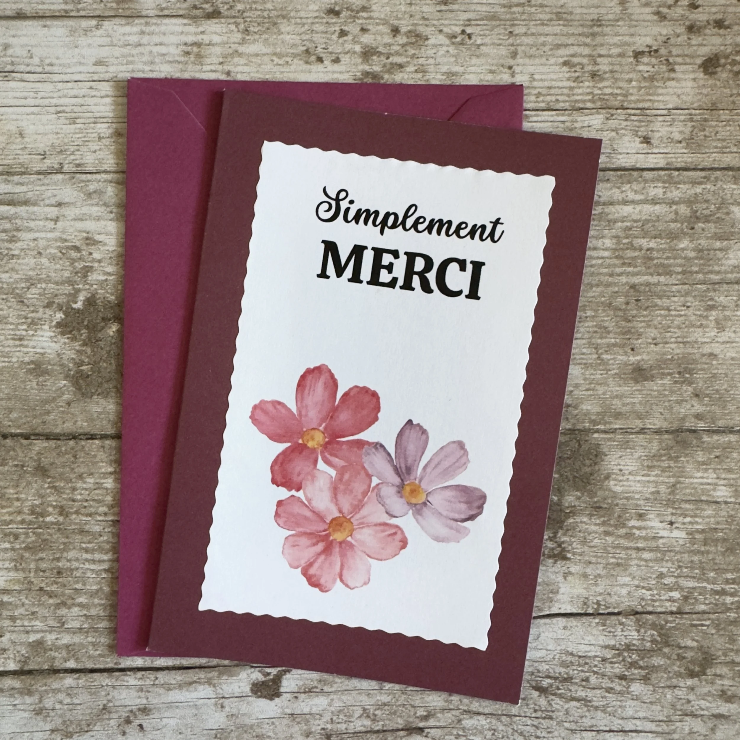Carte de voeux artisanale, format A6 double, avec enveloppe assortie.