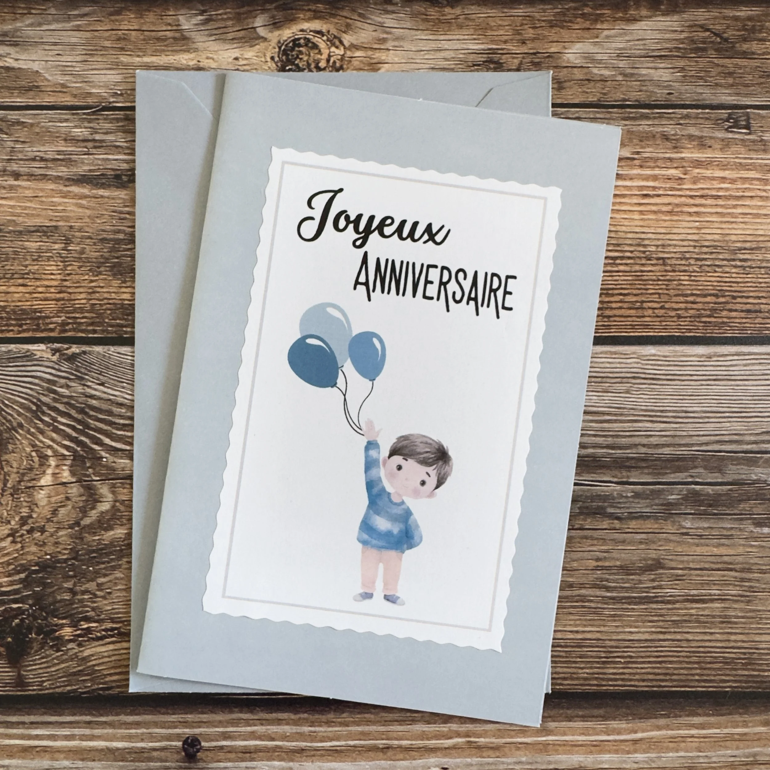 Carte de voeux artisanale, format A6 double, avec enveloppe assortie.