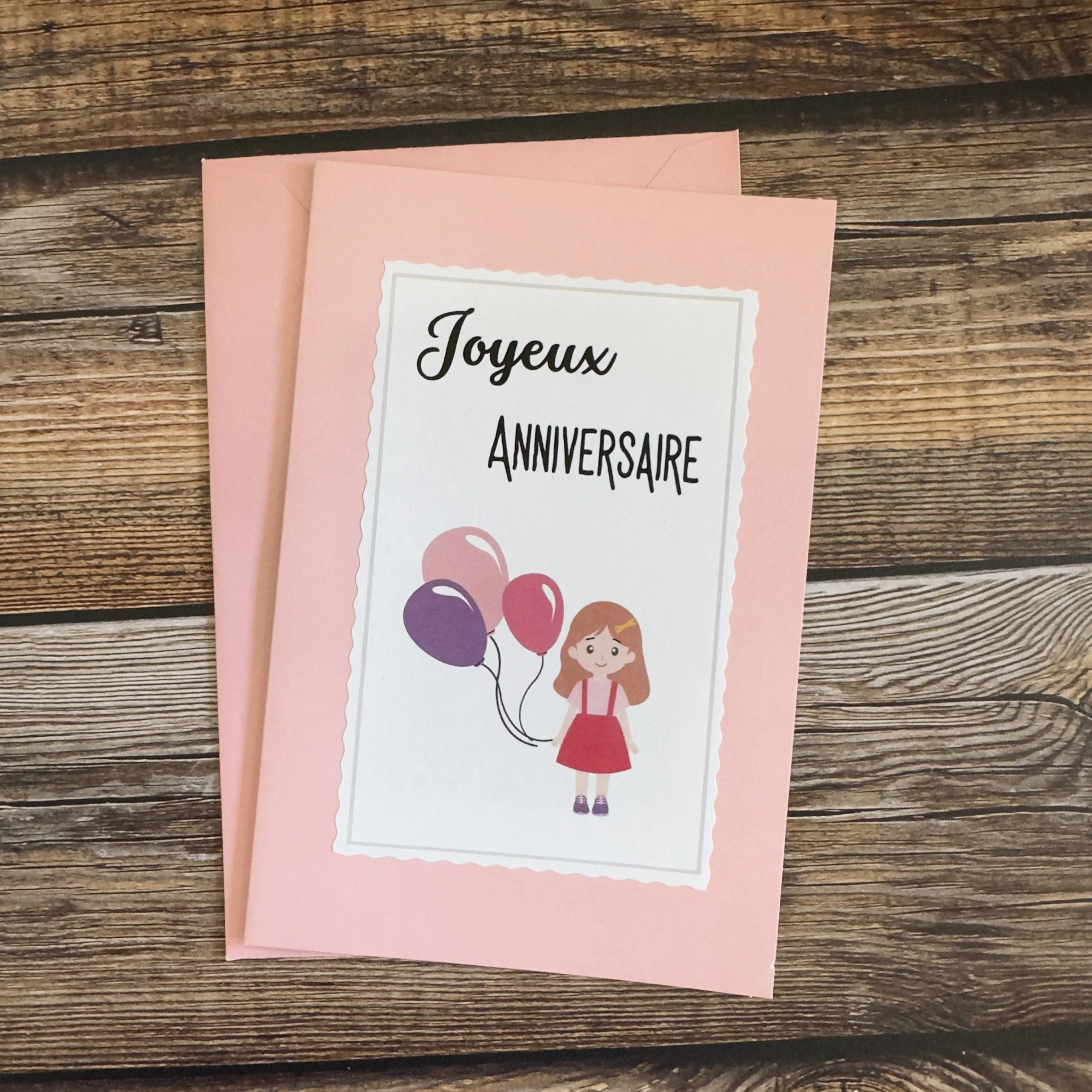 Carte de voeux artisanale, format A6 double, avec enveloppe assortie.