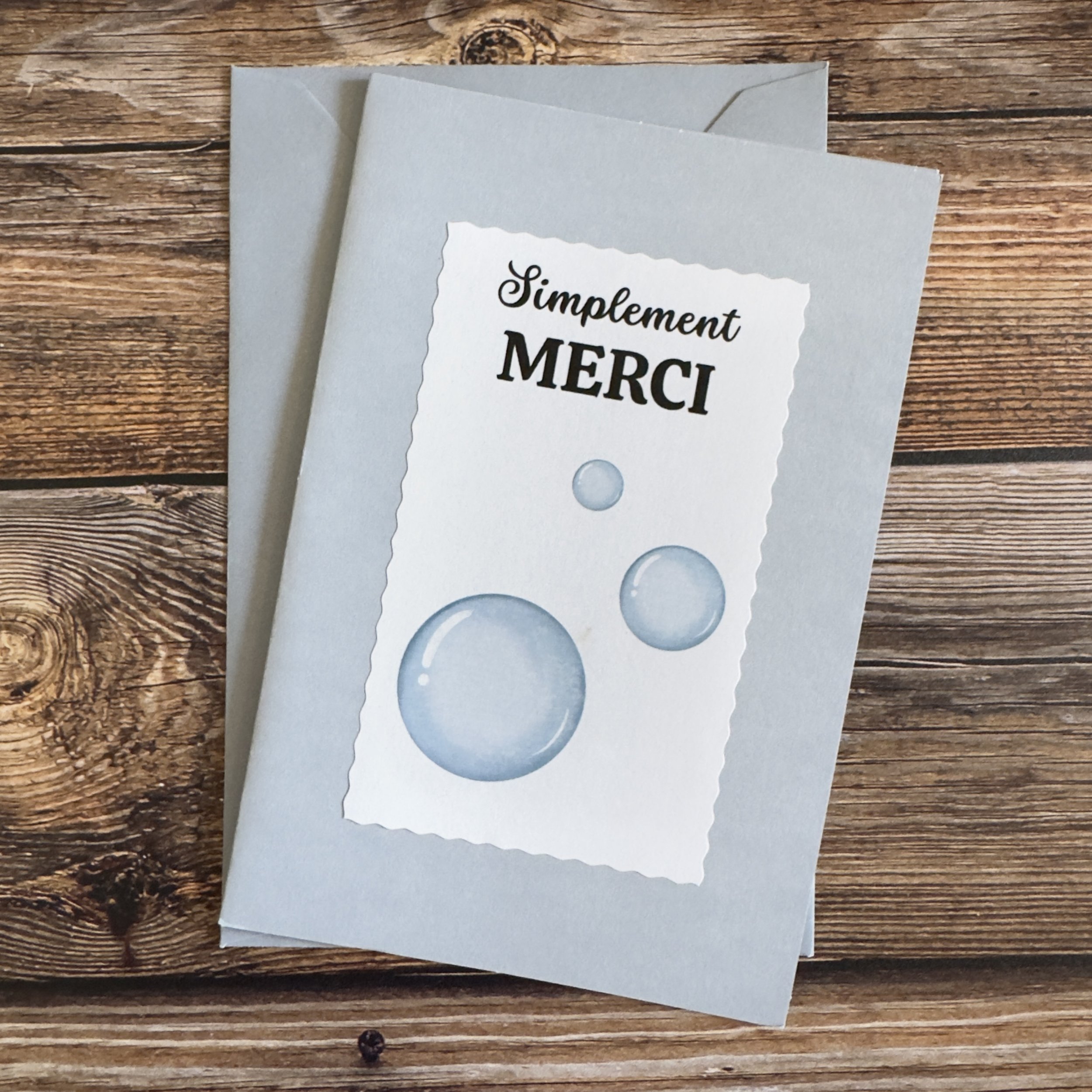 Carte de voeux artisanale, format A6 double, avec enveloppe assortie.