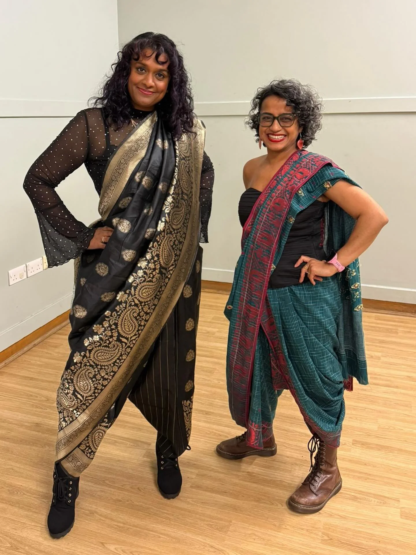 Sometimes we are just meant to meet. Good luck with your album launch tomorrow Saphron. You embody power here. Thank you for inviting me to share saree love with you! Can&rsquo;t wait for that photoshoot around Brighton! @draudreyt and @clickartsfoun