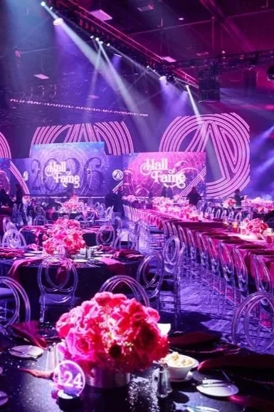 Hot Pink awards Gala decor