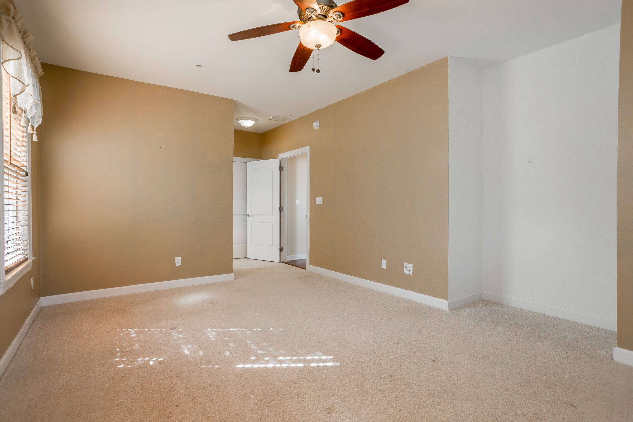 38414 Boxwood Terrace #101-BrigthMLS-10.jpg