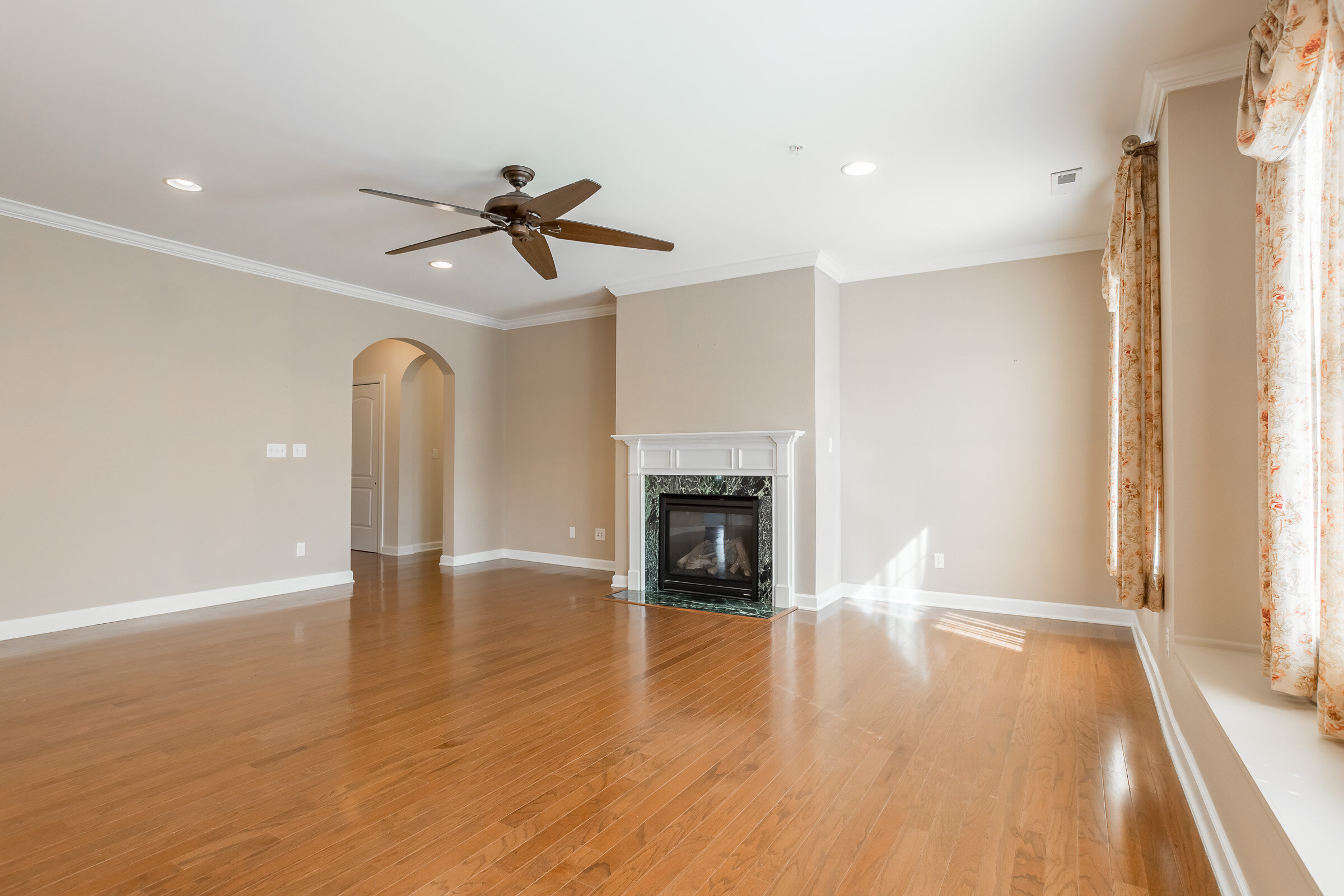 38414 Boxwood Terrace #101-BrigthMLS-15.jpg