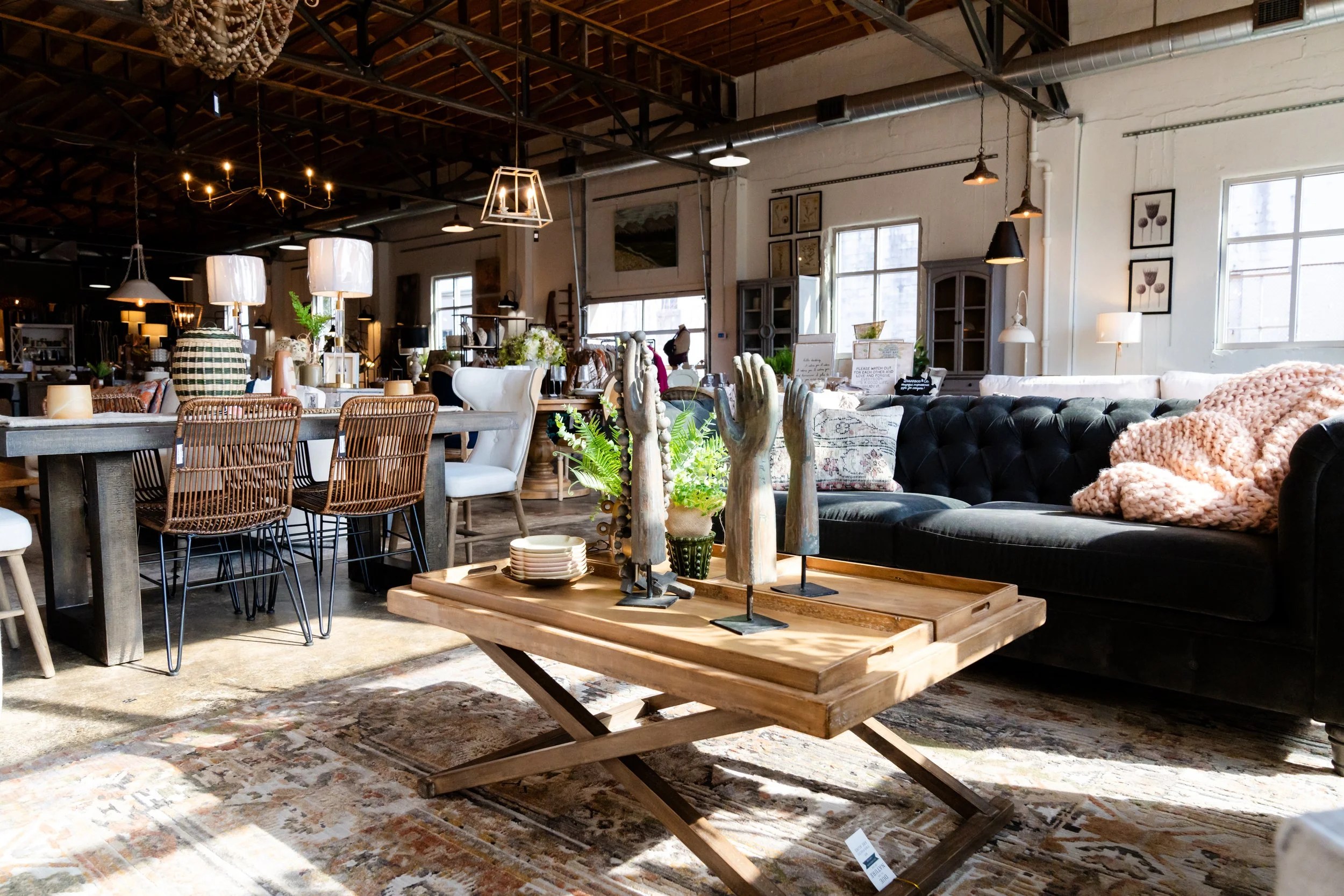 Living on 6th - Furniture, Decor and Lighting Store in Columbia, TN ...
