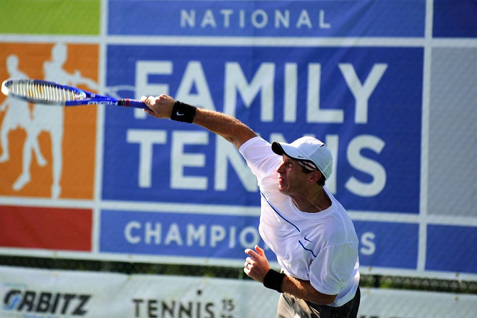 Family Tennis_001_CROP.jpg