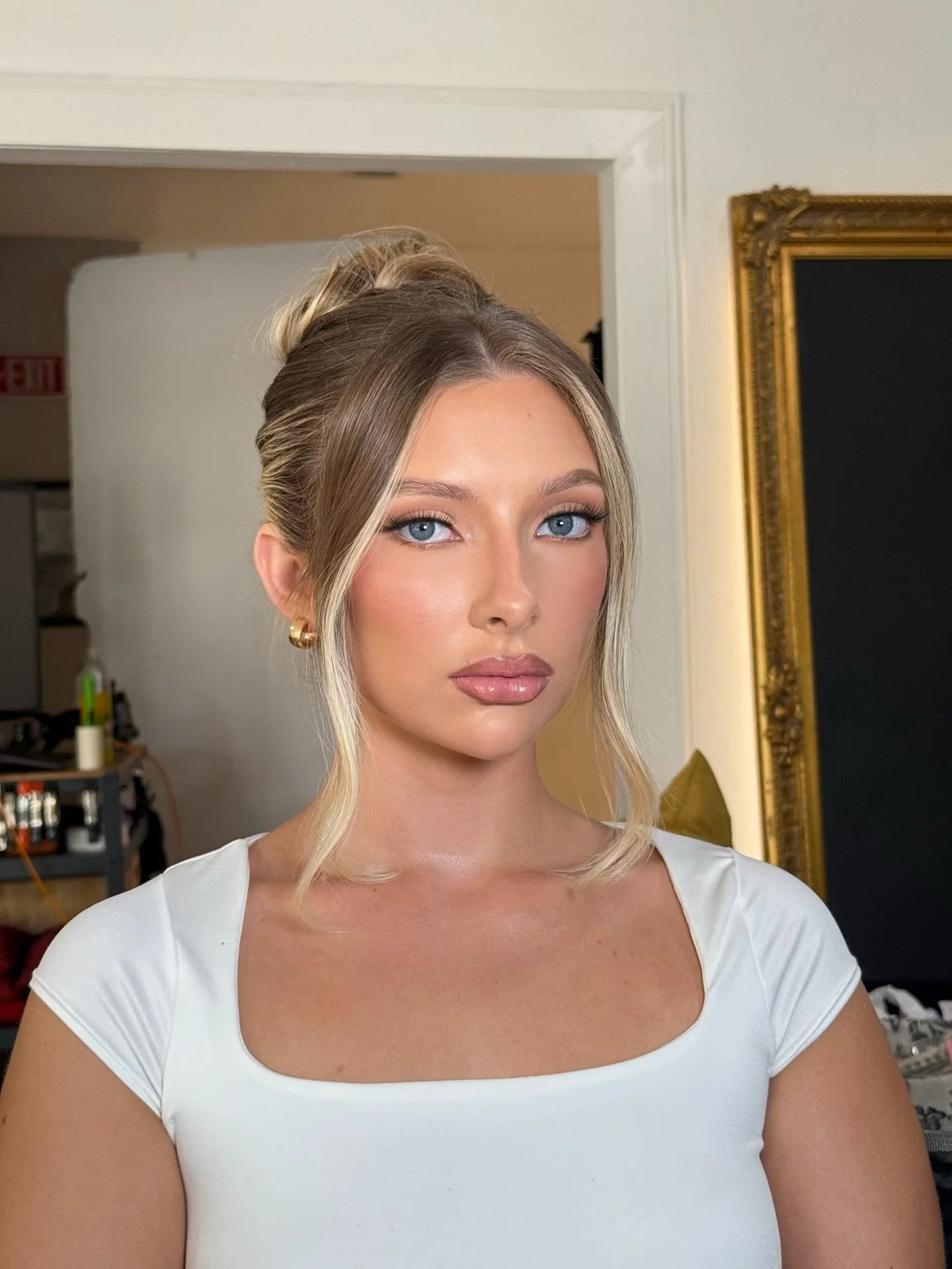 Natural glam on @okoksummer 🤍✨