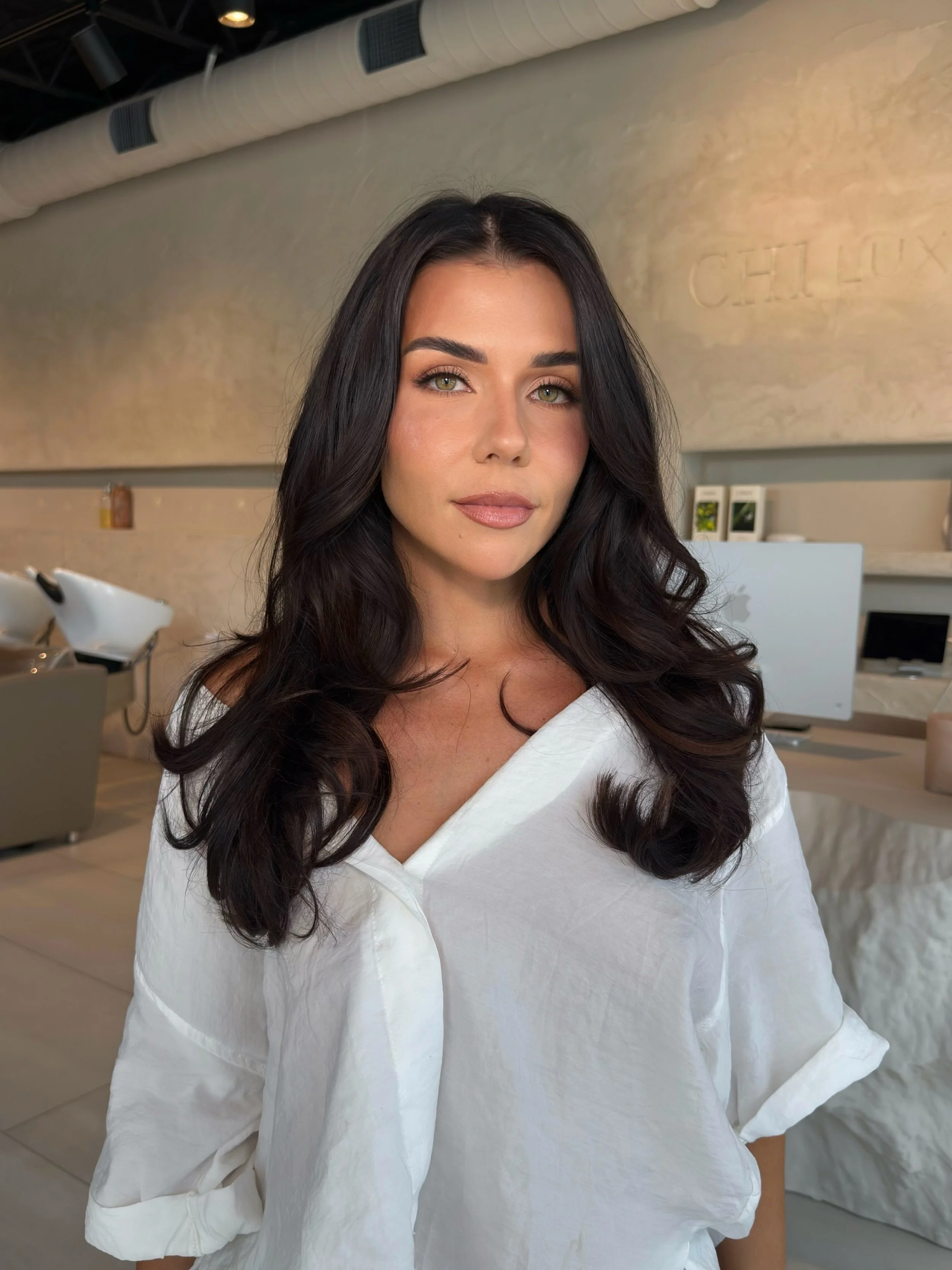 Glamming the girl behind the hair magic🤍💇🏻&zwj;♀️✨ @jordandaceyhair