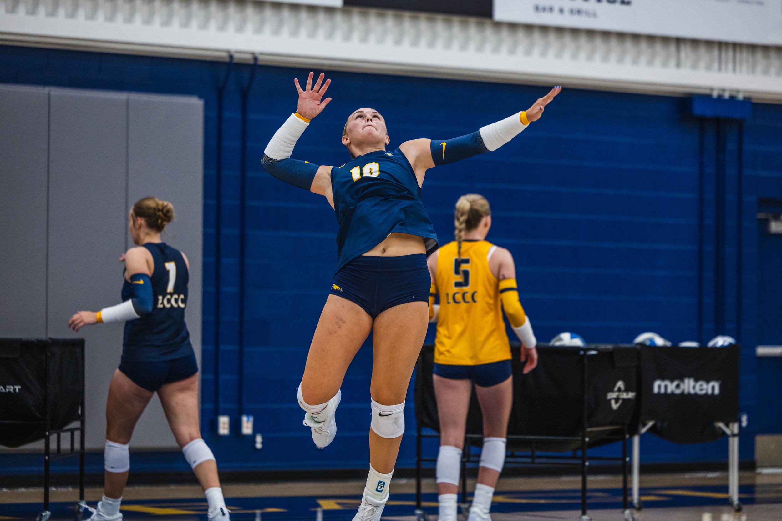 2026-08_Volleyball Blue vs. Gold Scrimmage_NS-44.jpg