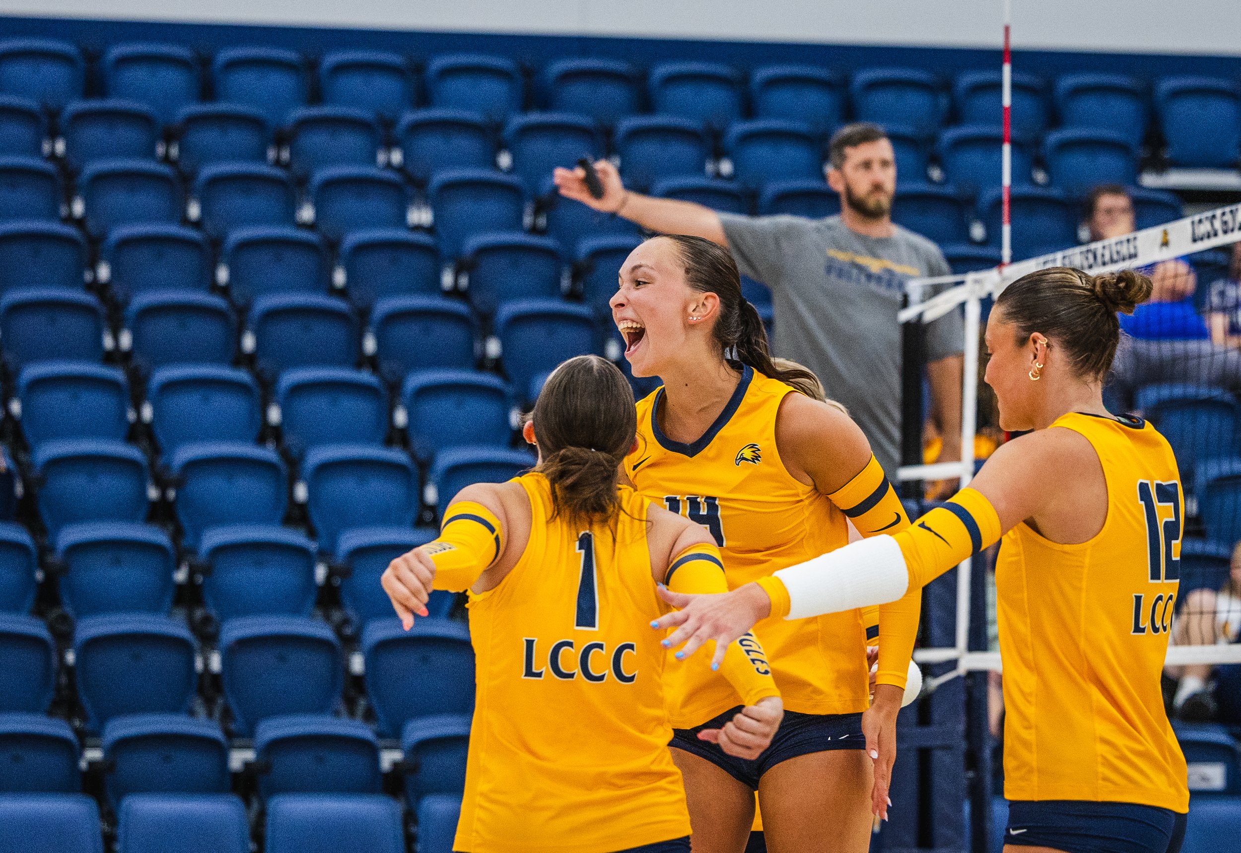 2026-08_Volleyball Blue vs. Gold Scrimmage_NS-38.jpg