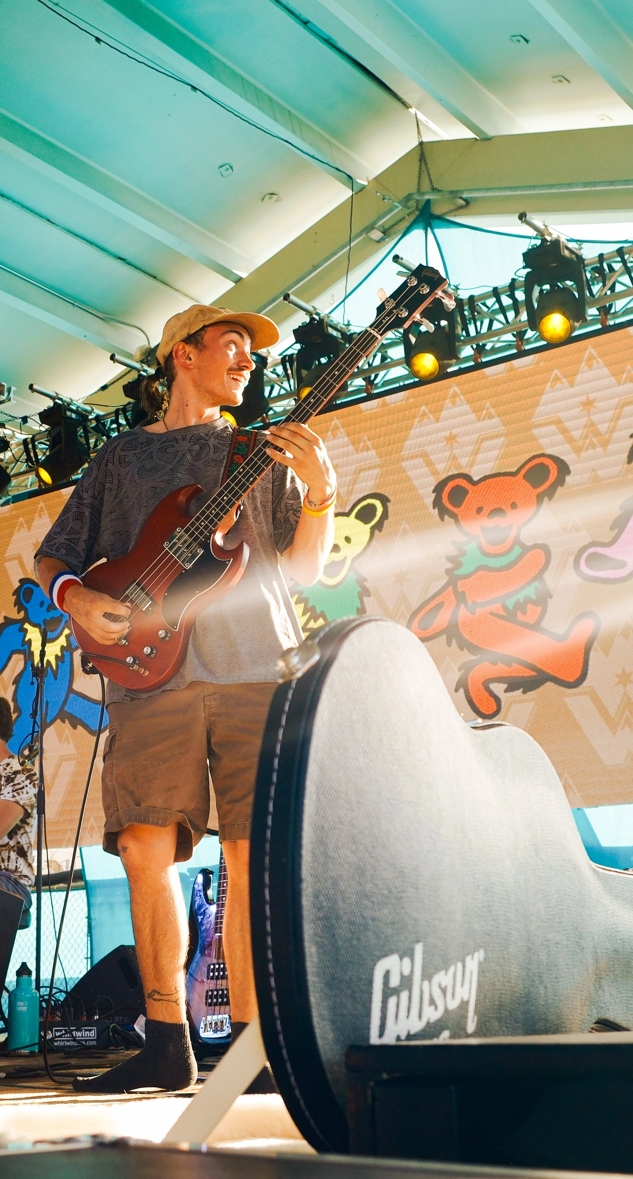20261207_Young & Dead_NS-33.jpg