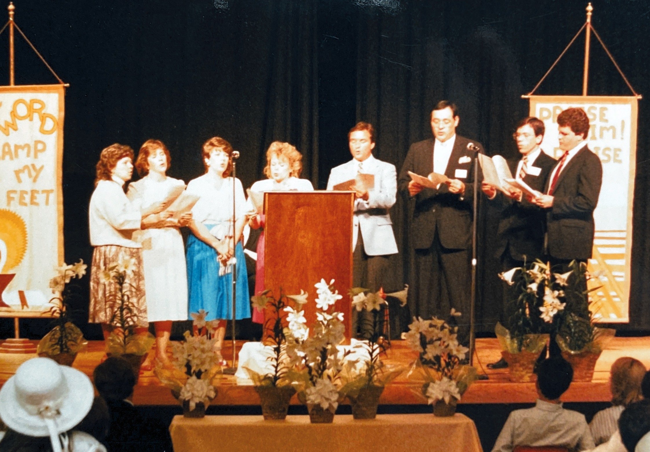 Singers 2.jpg