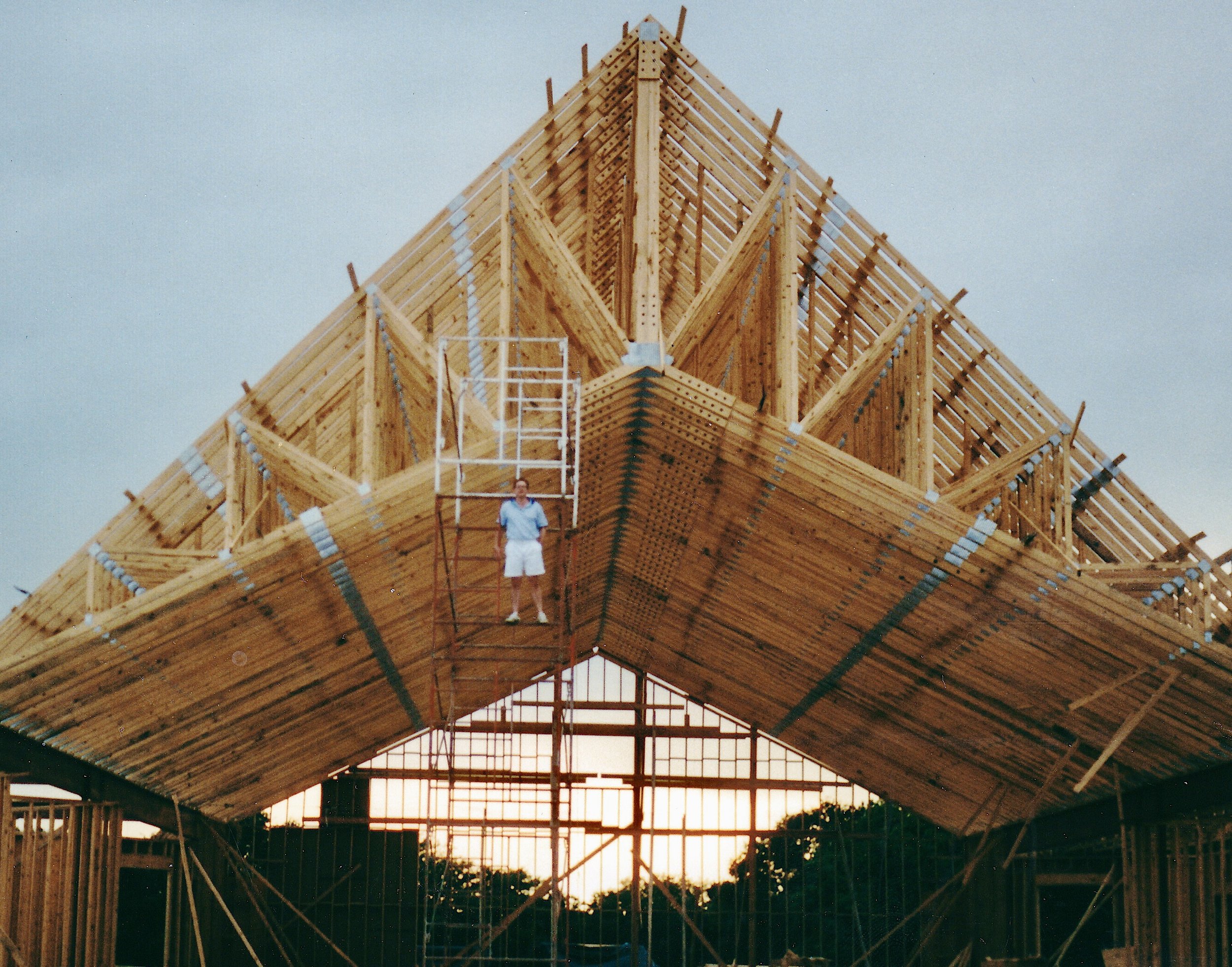 Roof trusses 2.jpg