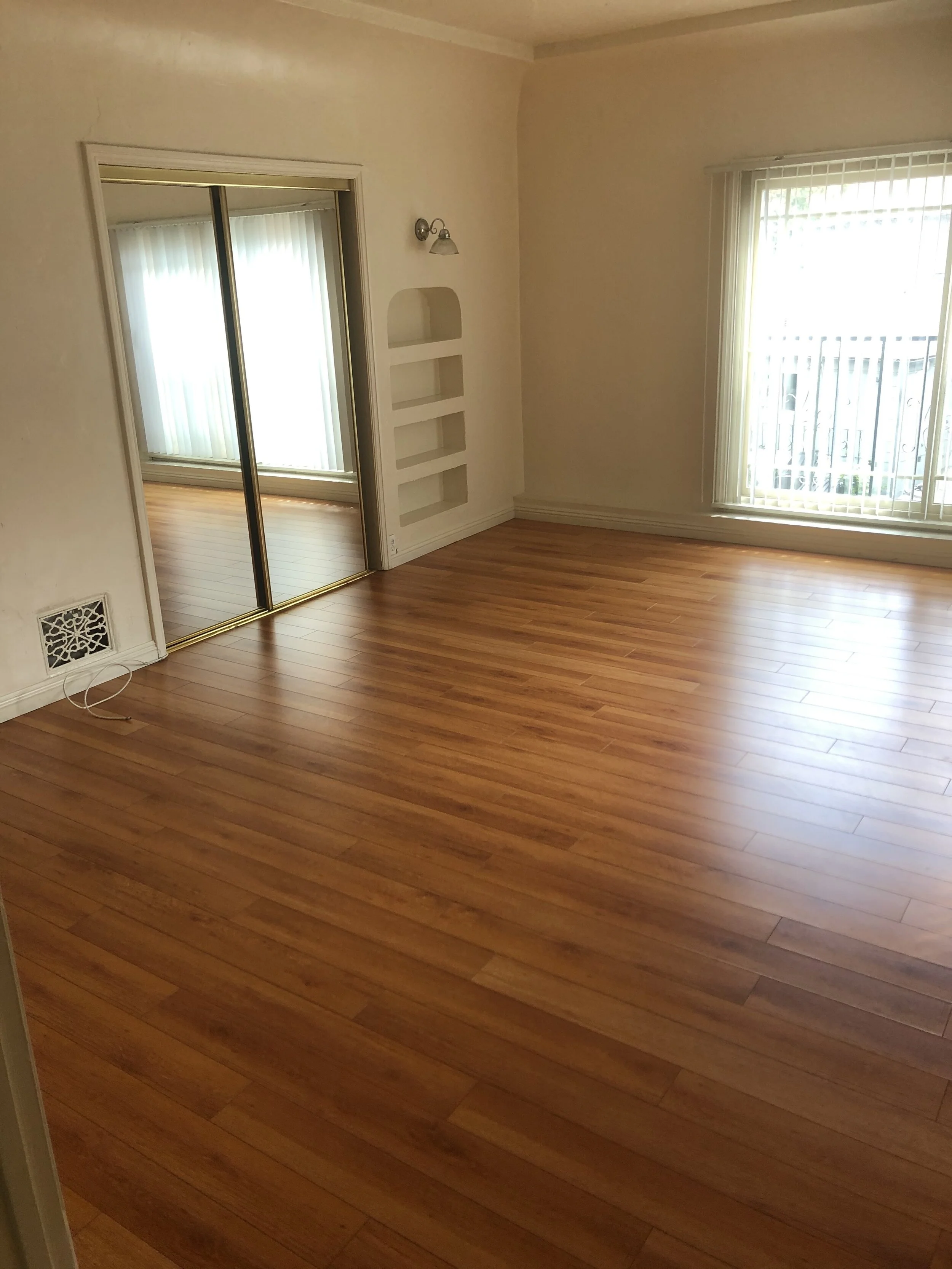 1 Bed Living Room (202)