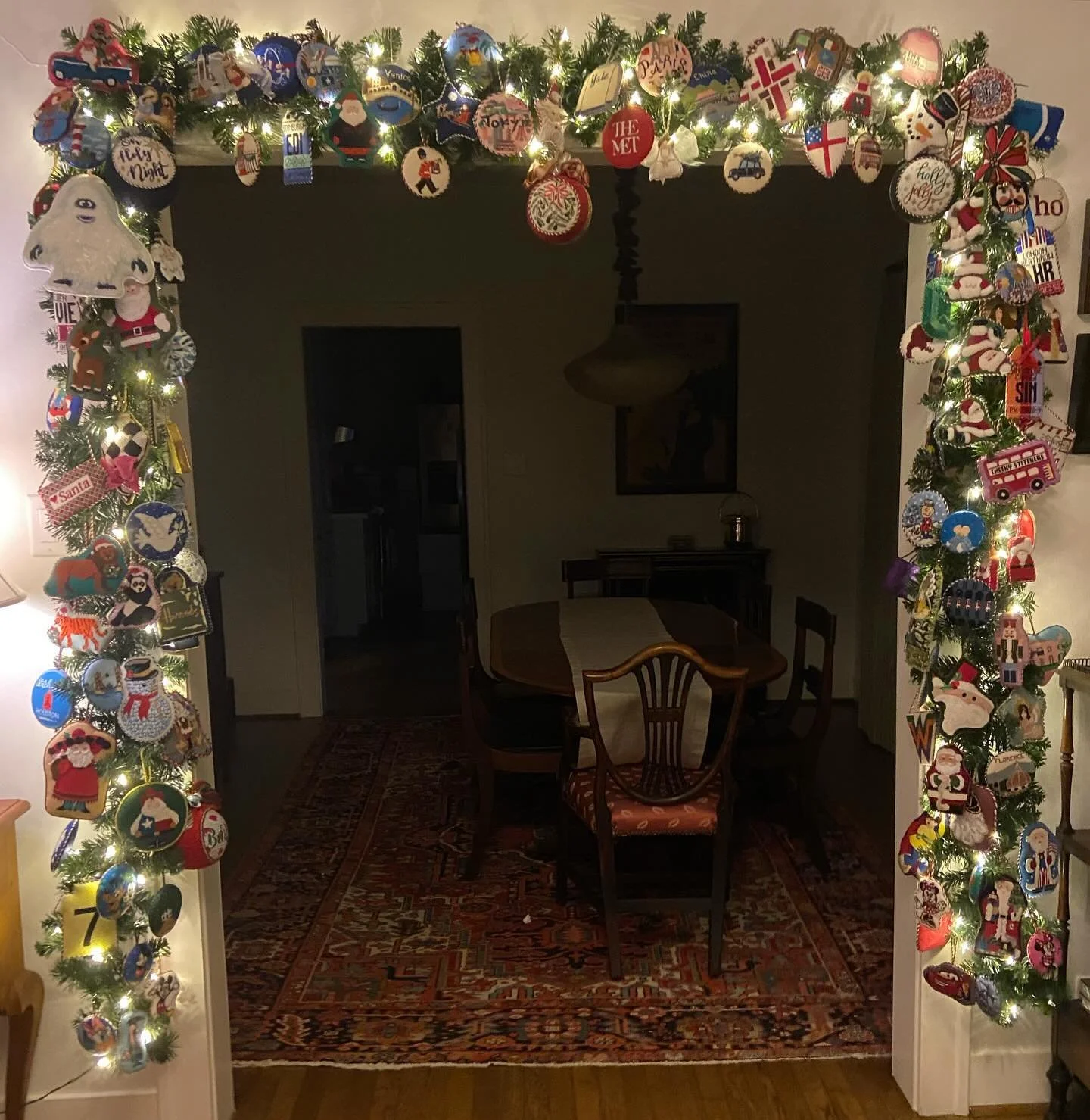 This is the year for change in Christmas garlands! The OG #needlepointgarland maven @francophiledallas moved hers to the ceiling &hellip;and after feeling so many my #ndlpt ornaments were hidden away last year, I&rsquo;ve added a SECOND (kitchen) gar