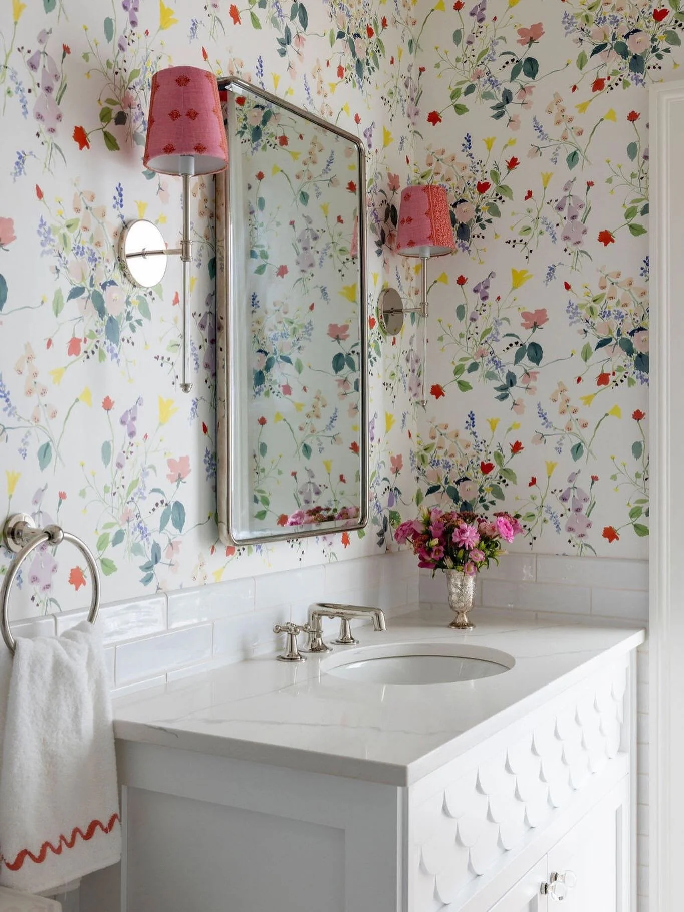 Closing out March with a space that feels like spring in full bloom 🌸