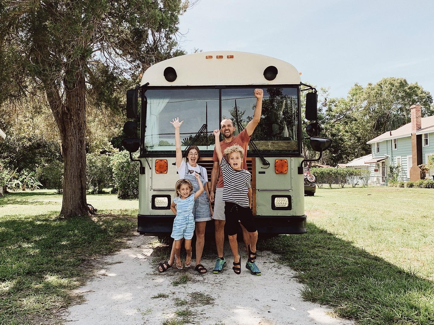 It&rsquo;s been just over a week since we purged, packed up and moved onto our bus! We said goodbye to our house in Florida and hit the road, although Florida will always be home base, our bus is now our residence. 👏🏻 I plan to update stories on wh