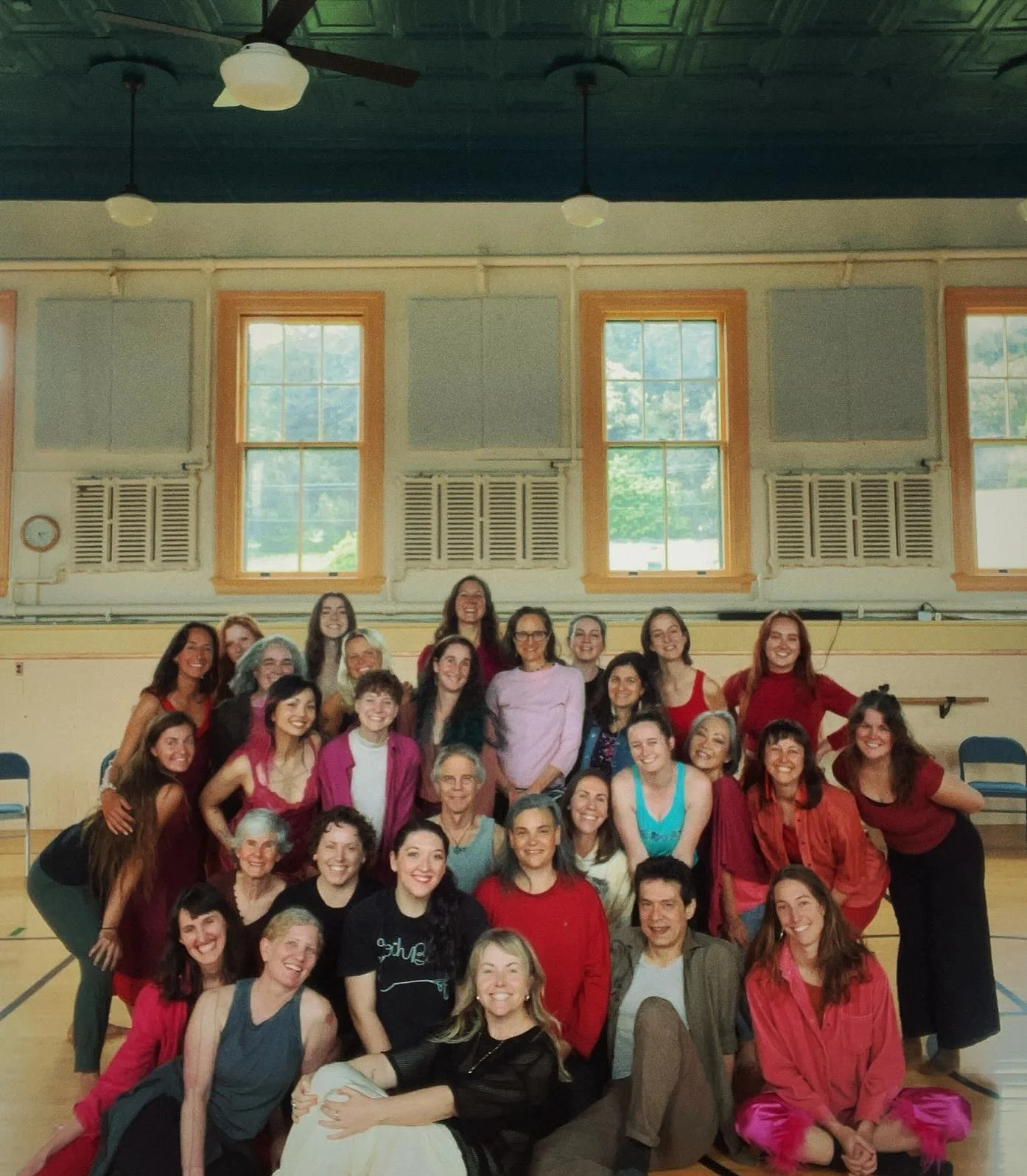 Dancers. Different backgrounds, different skills, shared understanding of the commitment and vulnerability that is performance. Thank you @jessie.alexandra.young for bringing me into the fold. ❤️ #fearlessfootwork #portangeles #porttownsend #dance