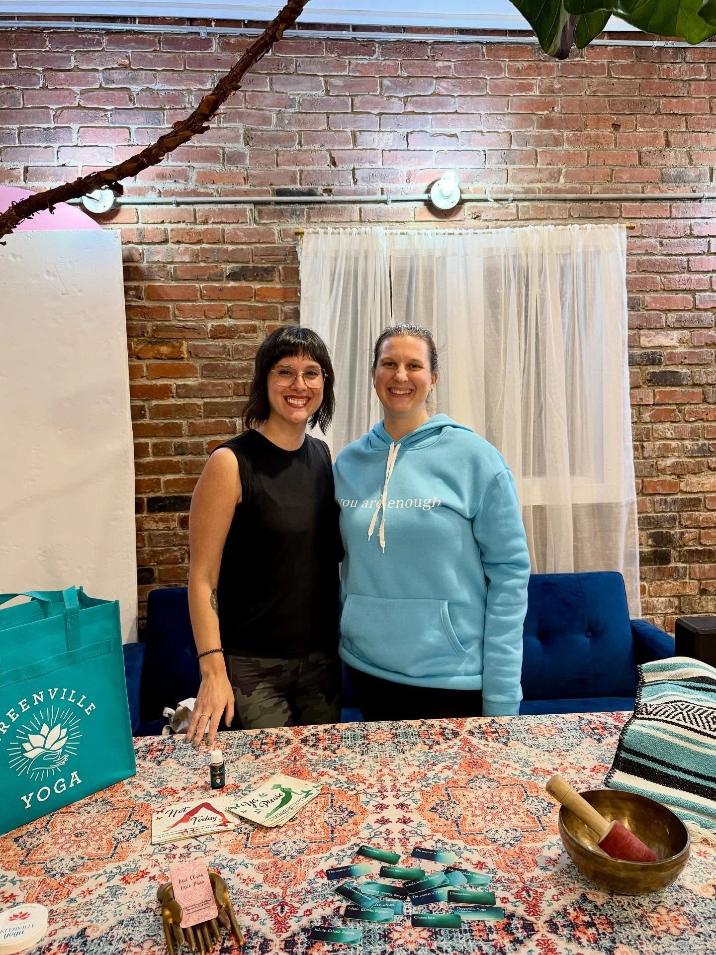 Beauty Boost Greenville Launch Party 💫
It was inspiring to see so many women come together to celebrate and support one another! 

@thebeautyboostgreenville 
@crystalsmithphotography 
@lifeinthemomentsc 
@shop_ohlovely 
@jody_providing_hope 
@hue.an