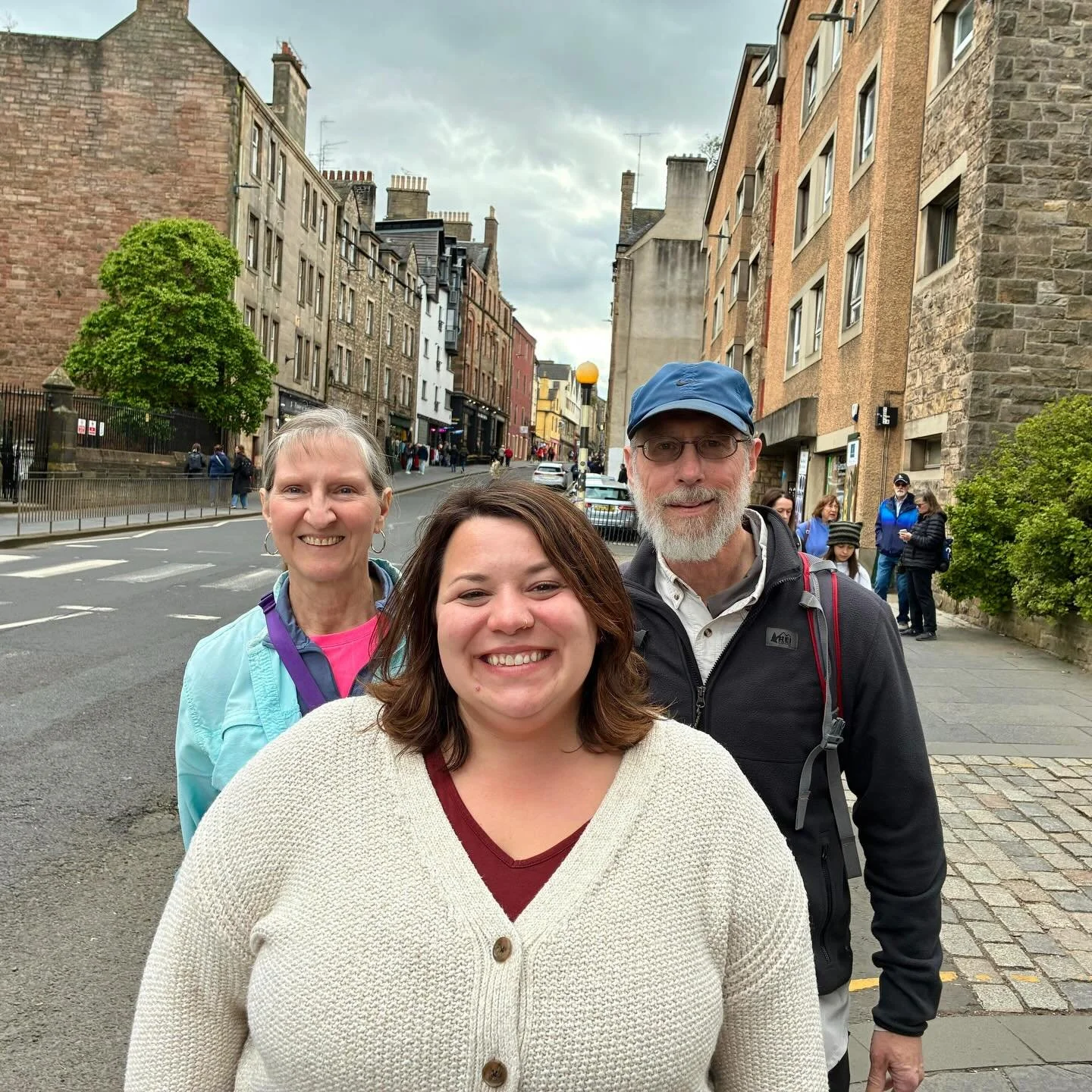 Greenville Yoga connections stretching all the way to Edinburgh ✨

One of our Greenville yogis, Autumn, realized that she&rsquo;d be in the same city at the same time as our teacher Pete and his wife Donna, completely unplanned! They ended up having 