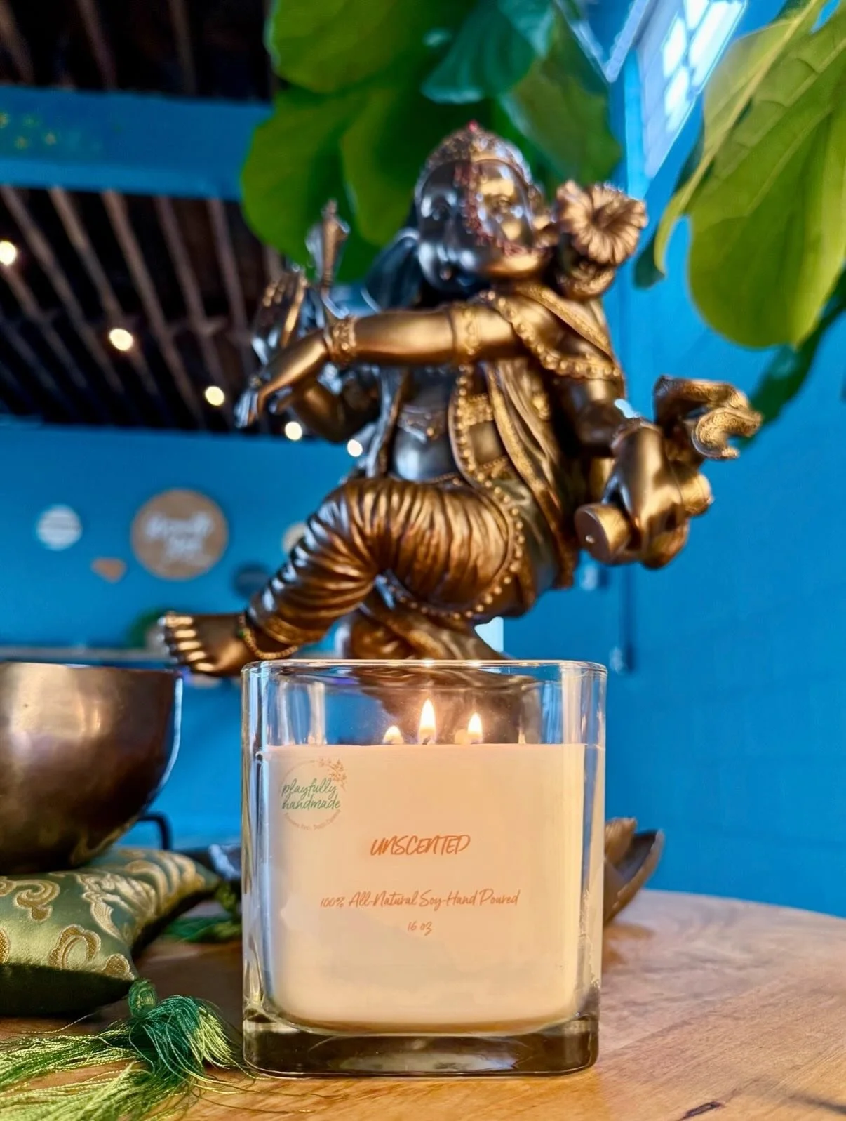 We love supporting local businesses! ✨

If you&rsquo;ve been in the studio, you&rsquo;ve probably noticed the beautiful candles throughout the space. These are by Donna of @playfullyhandmade &mdash;small-batch, hand-poured soy candles that bring such