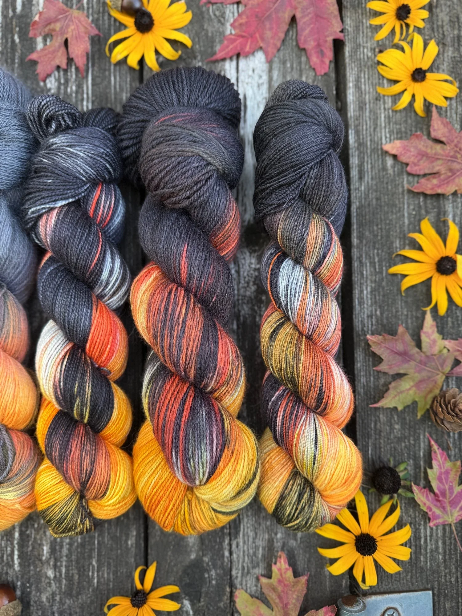 autumn halloween yarn scooby-doo knit pattern knitting219.jpg