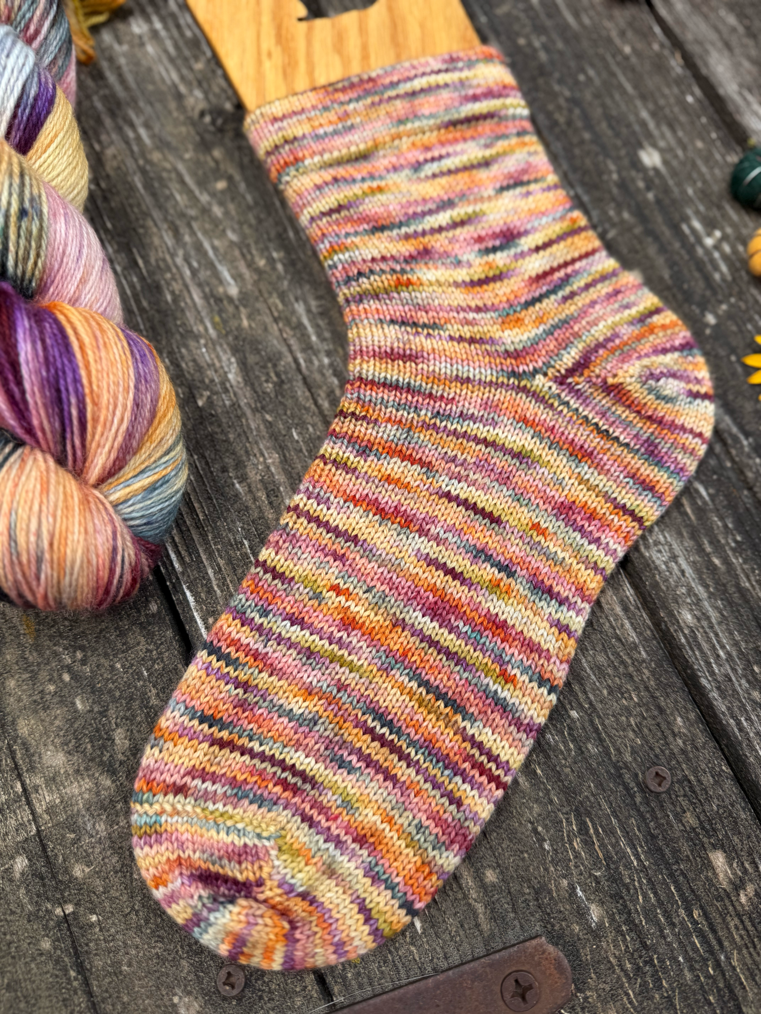 autumn fall cozy yarn hand dyed knitting august 2026110 colors of the wind.png