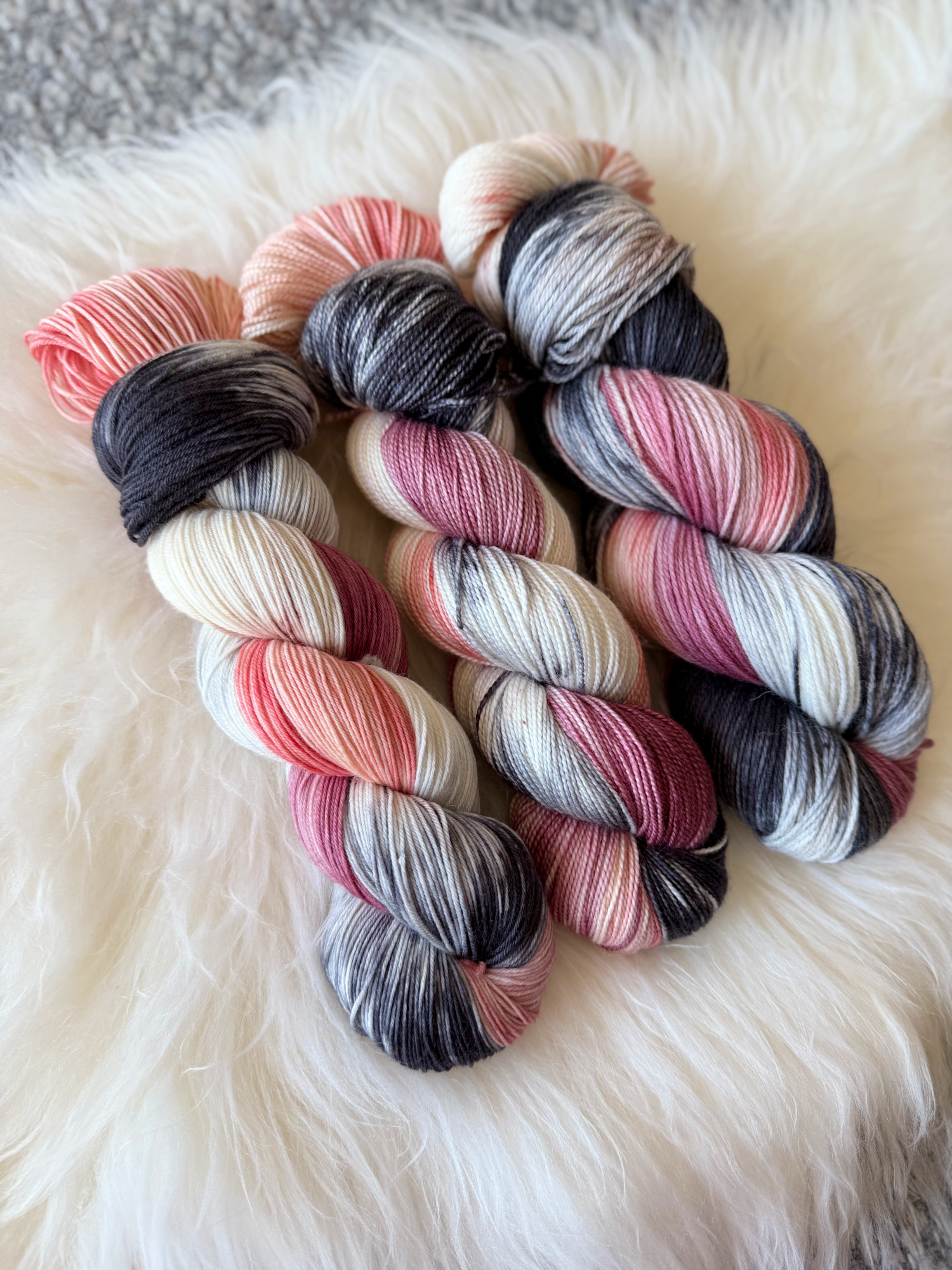 lovers and bridgerton yarn 128.png