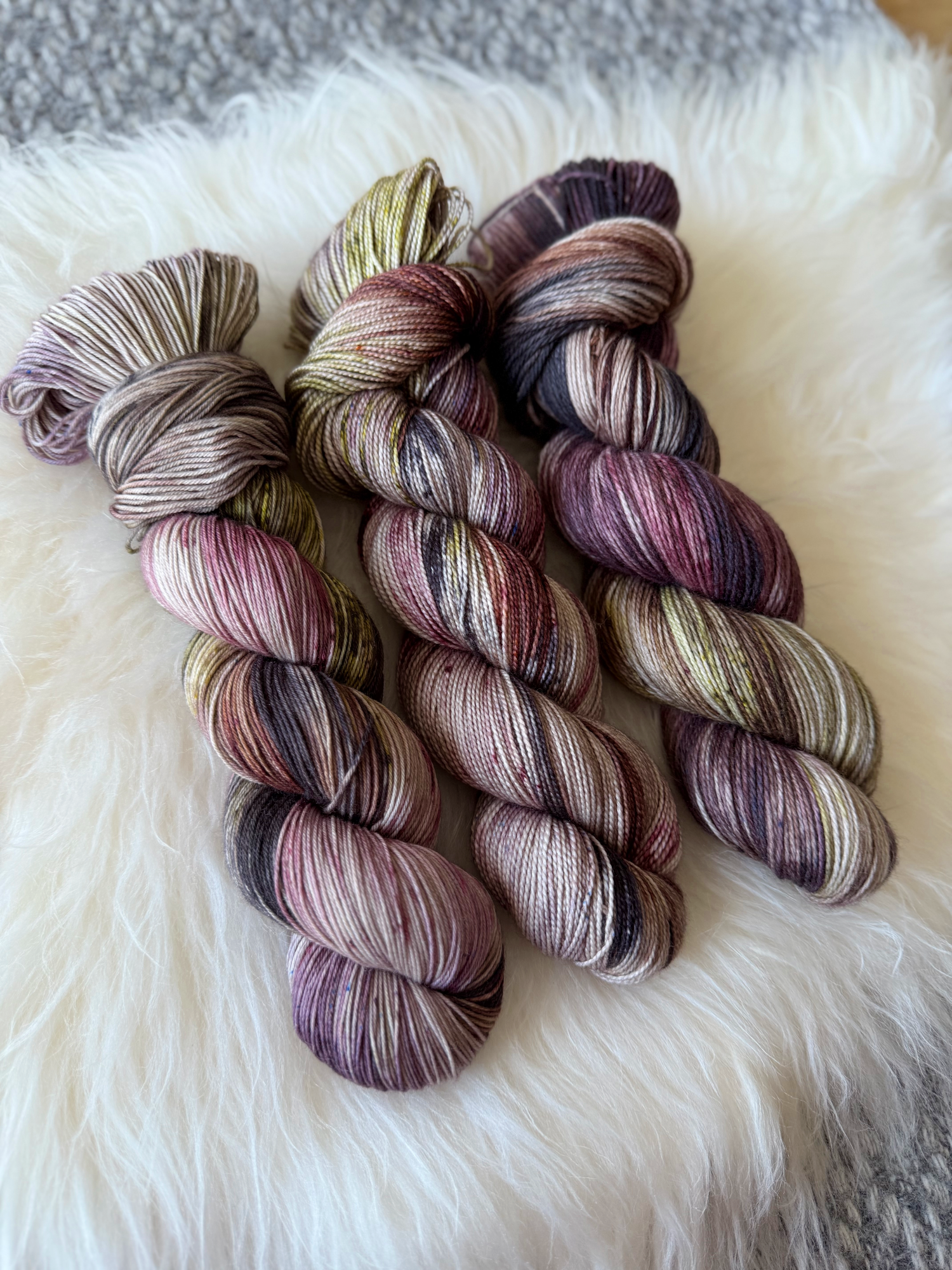 lovers and bridgerton yarn 105.png