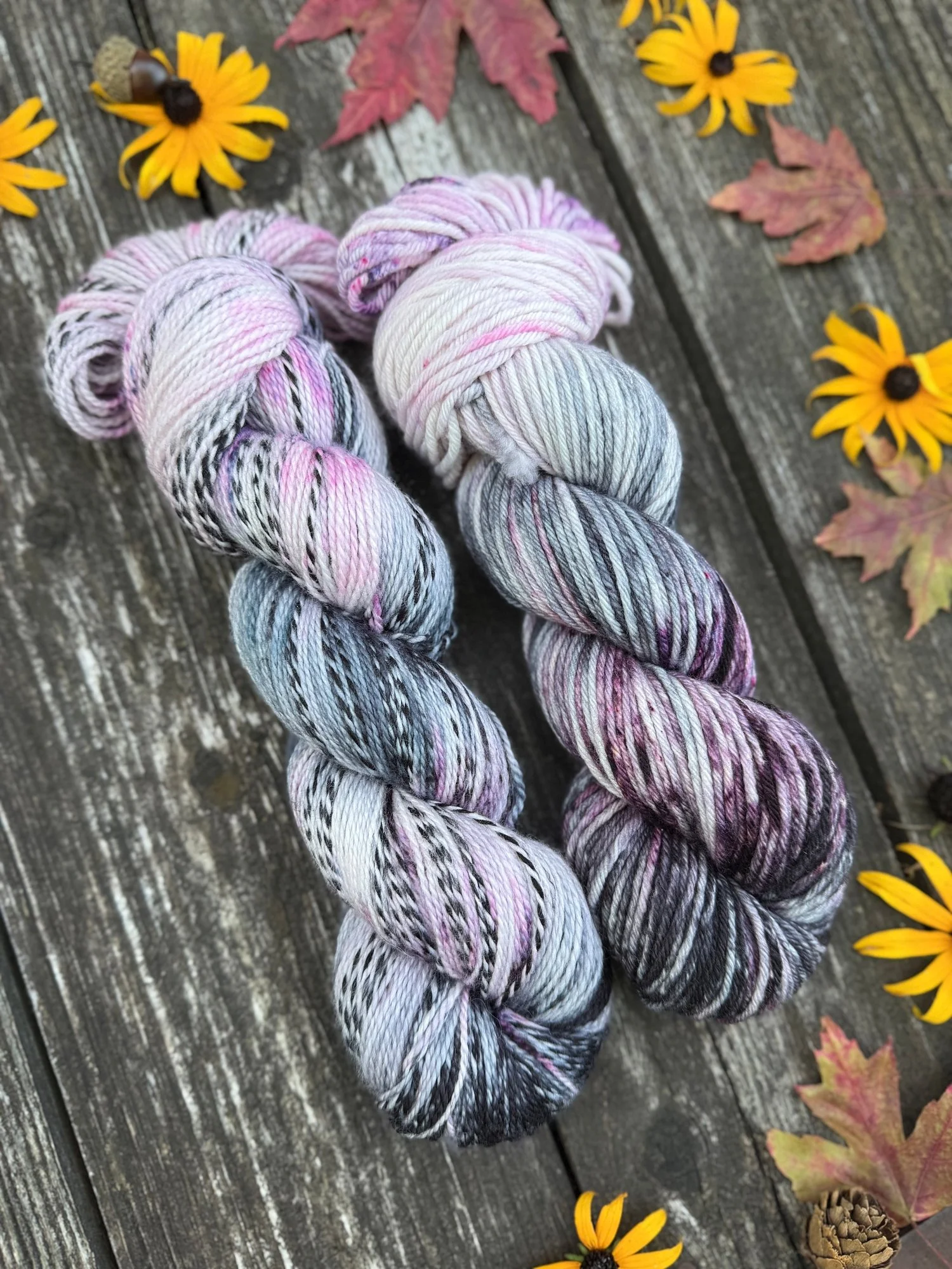 autumn halloween yarn scooby-doo knit pattern knitting186.jpg