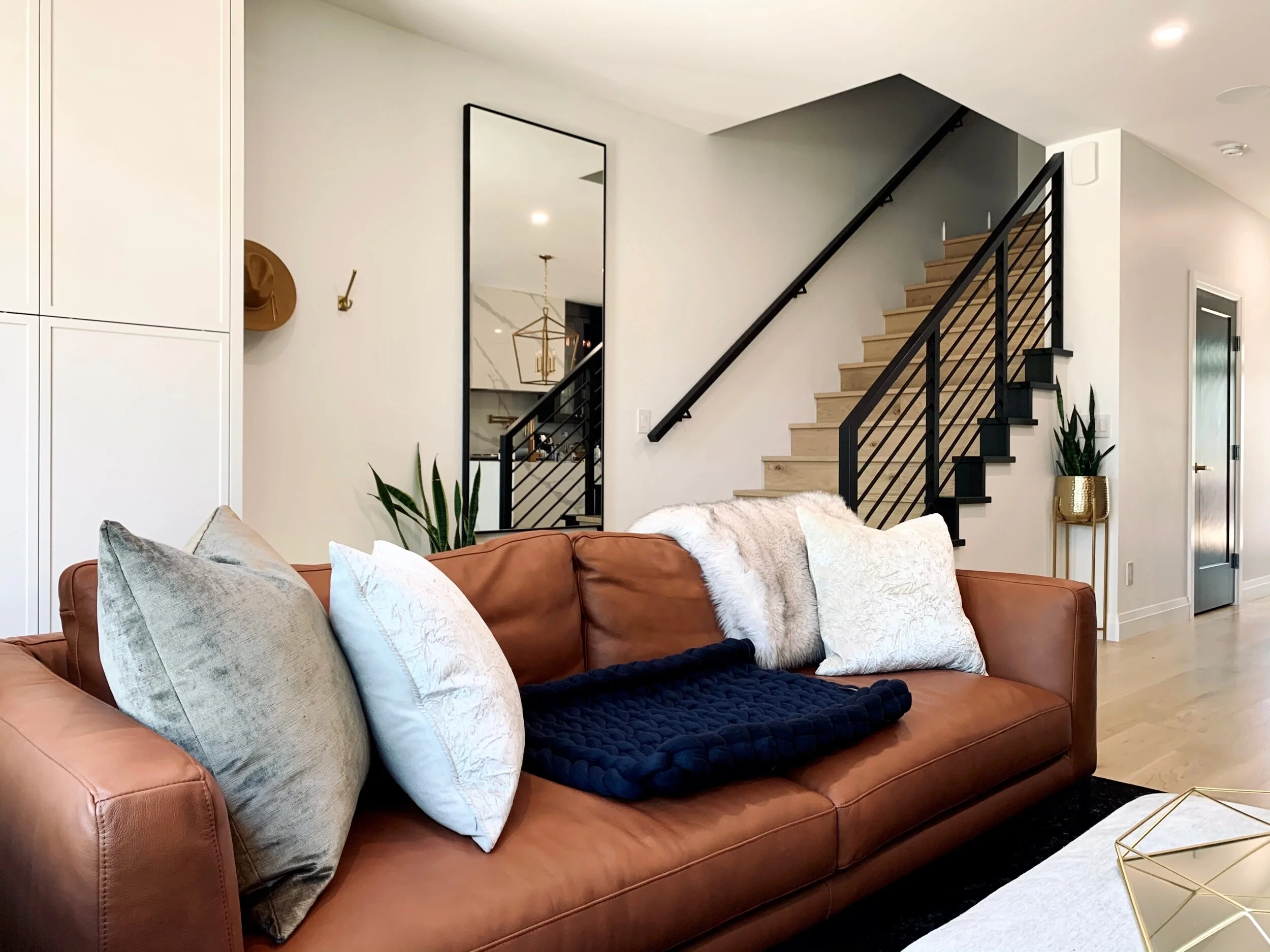 069166EF-FA5C-437E-A9DB-F98C2C8CE18C