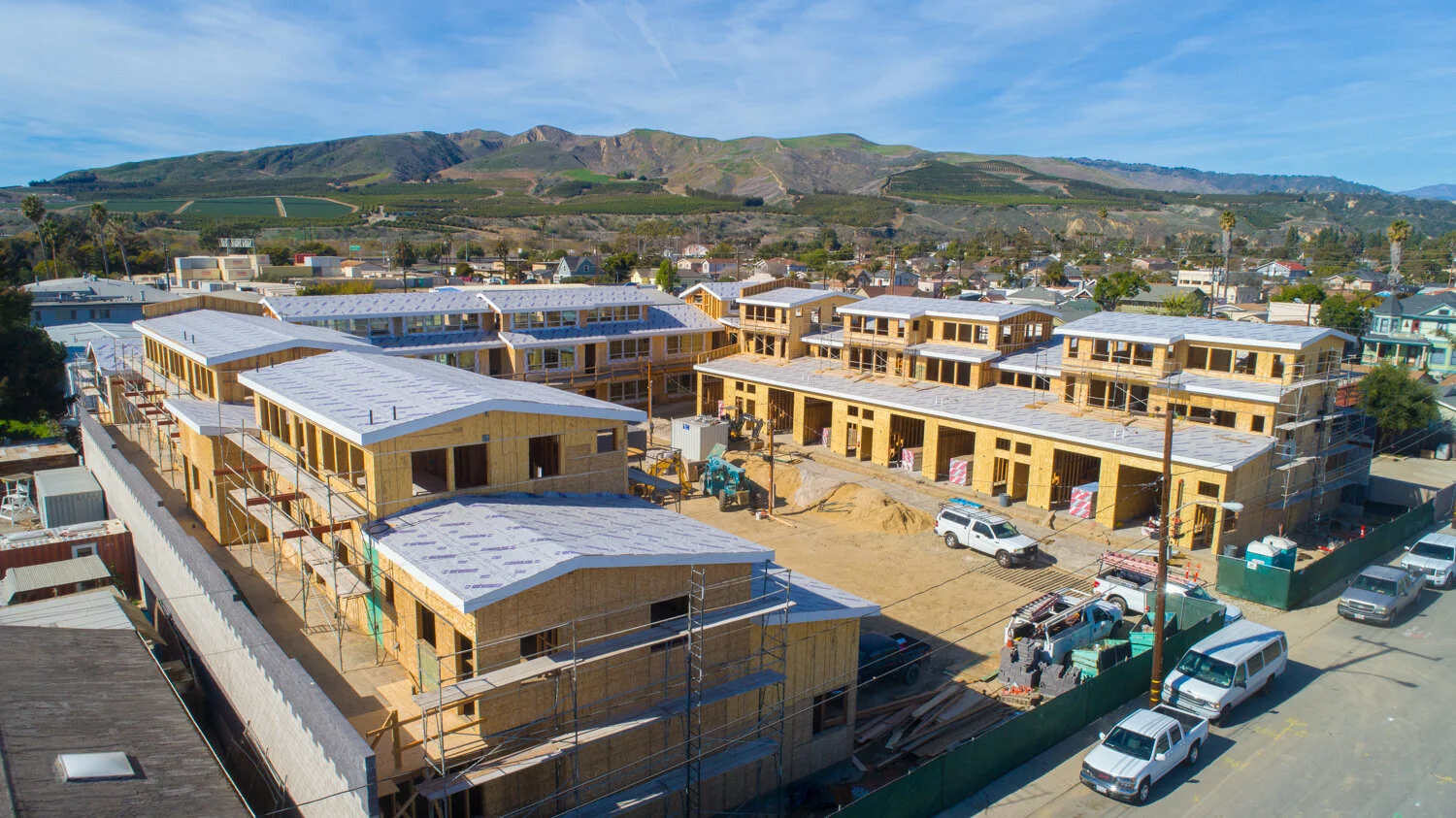  Browse Our Portfolio of Commercial Framing Projects