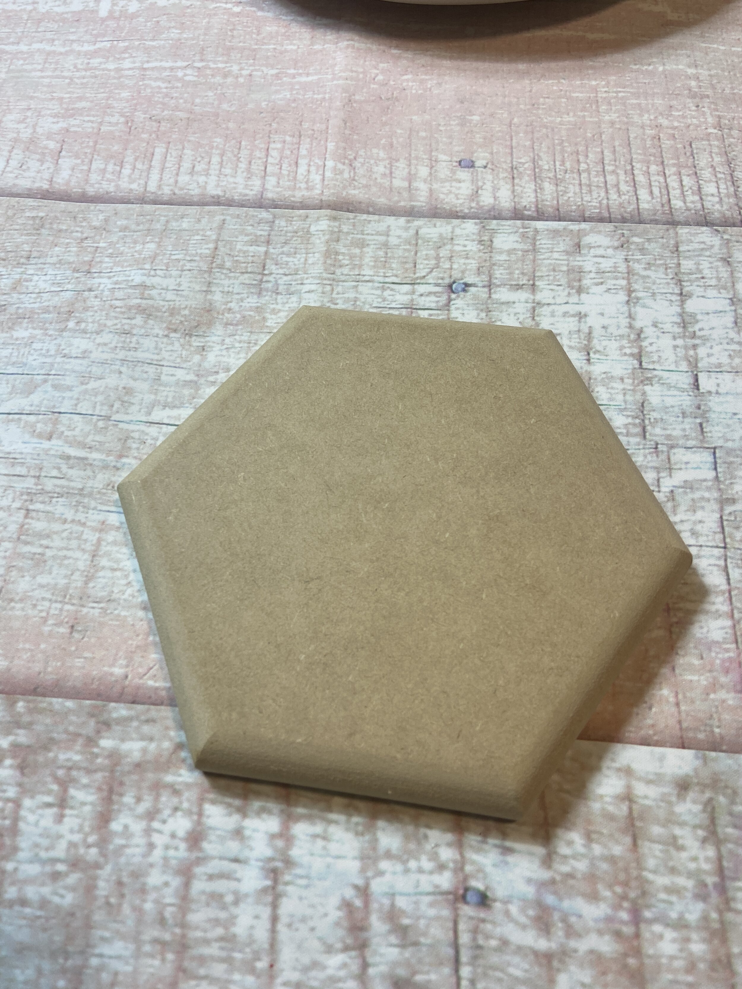 Hexagon Deep Drape (minimalist look)