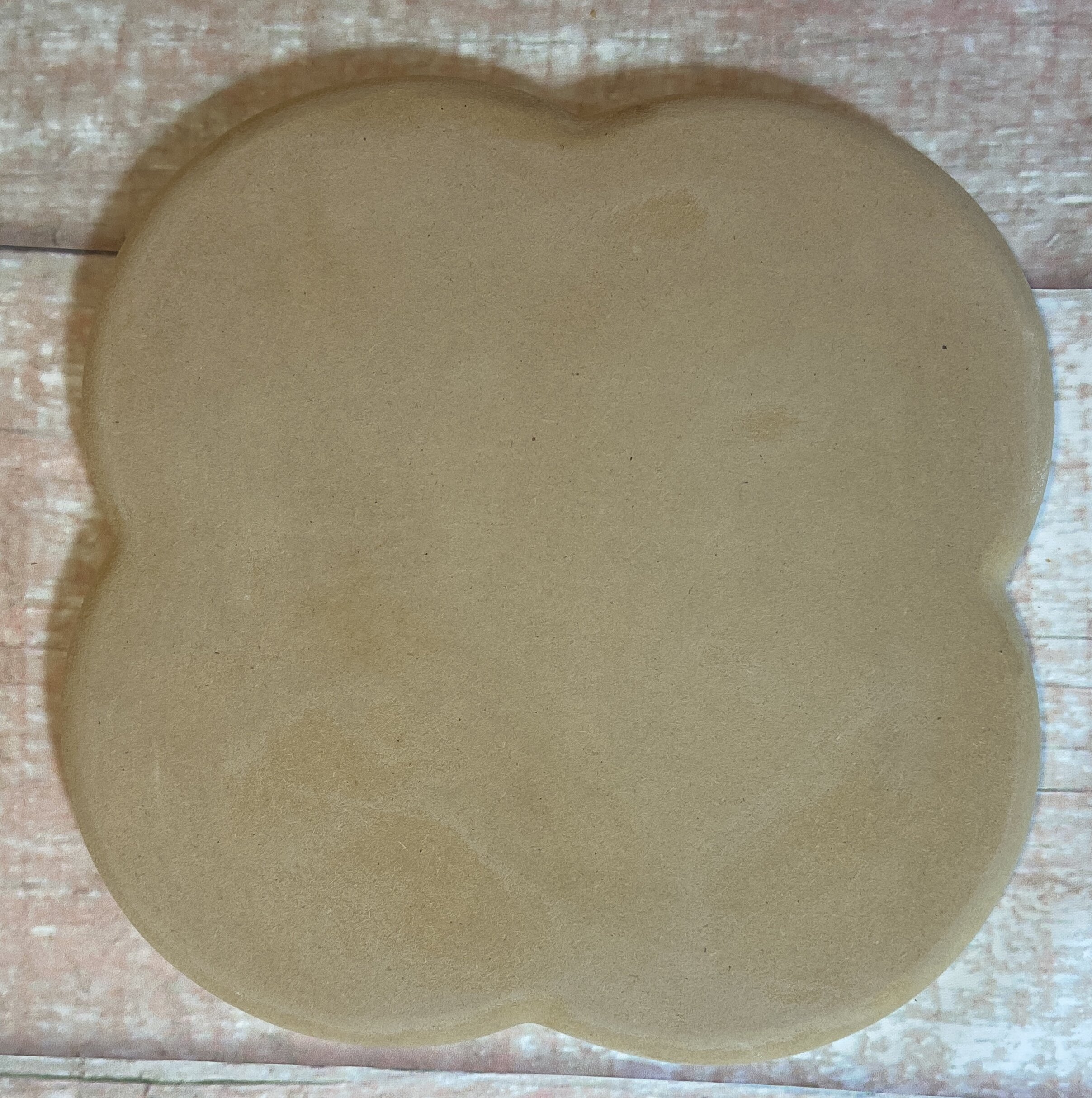 Lucky Clover (minimalist look) 