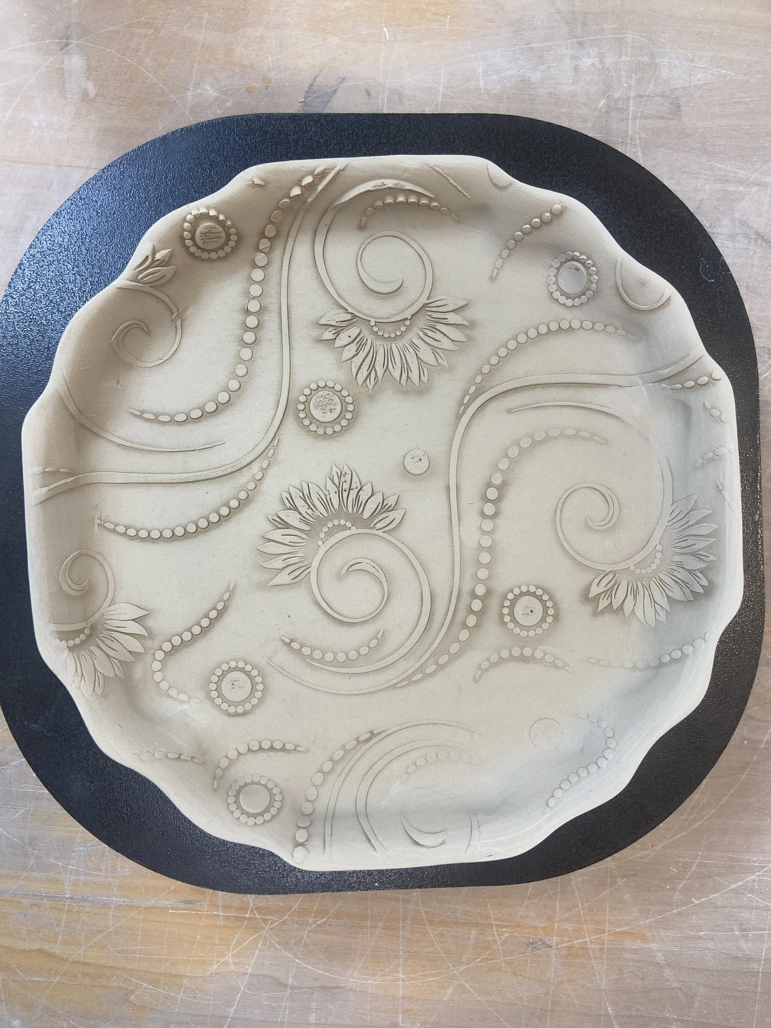 12 inch Sunflower Wedges with NO BEES