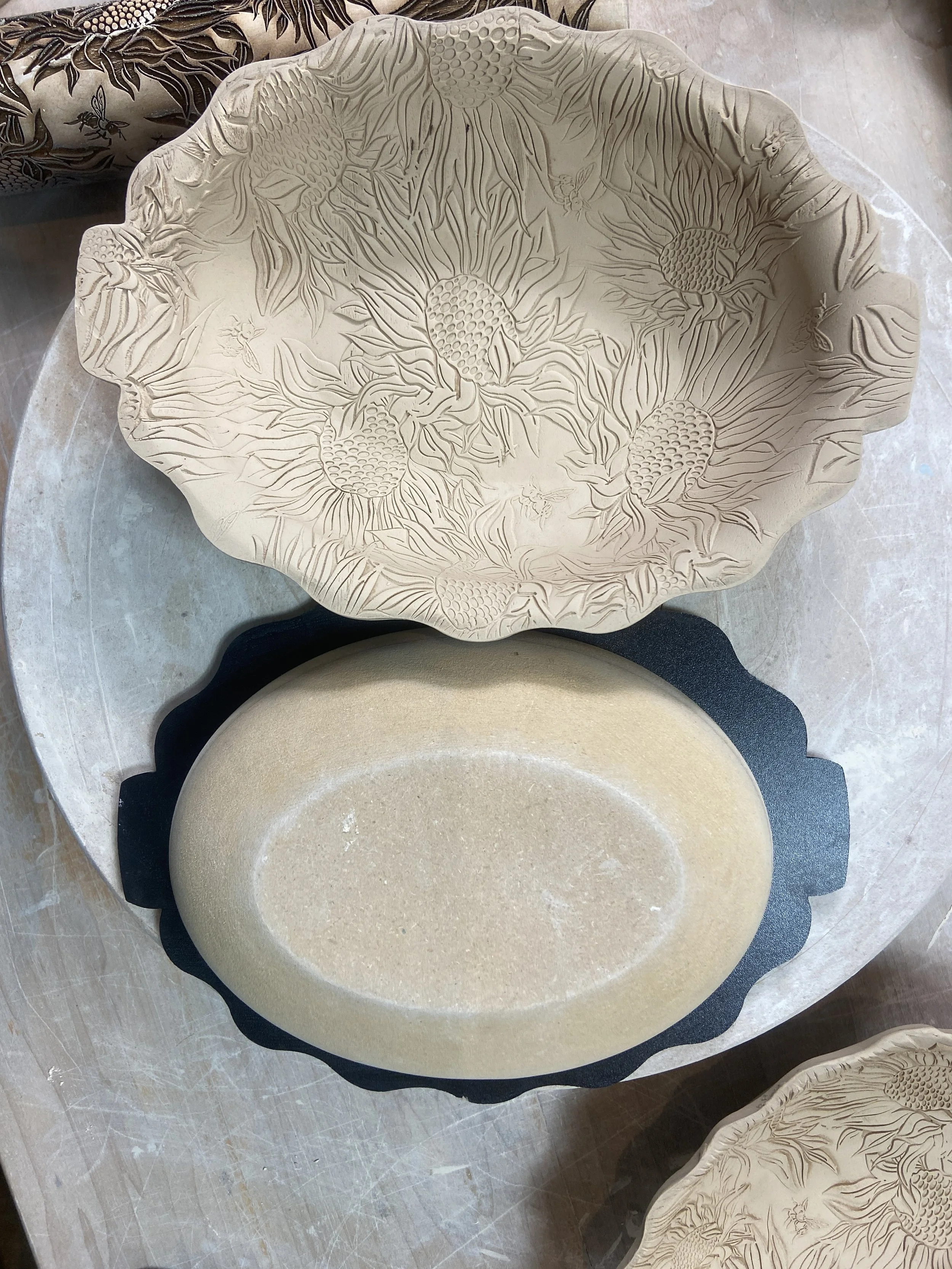 The Wave with Handles  (for Solar Oval Forms)