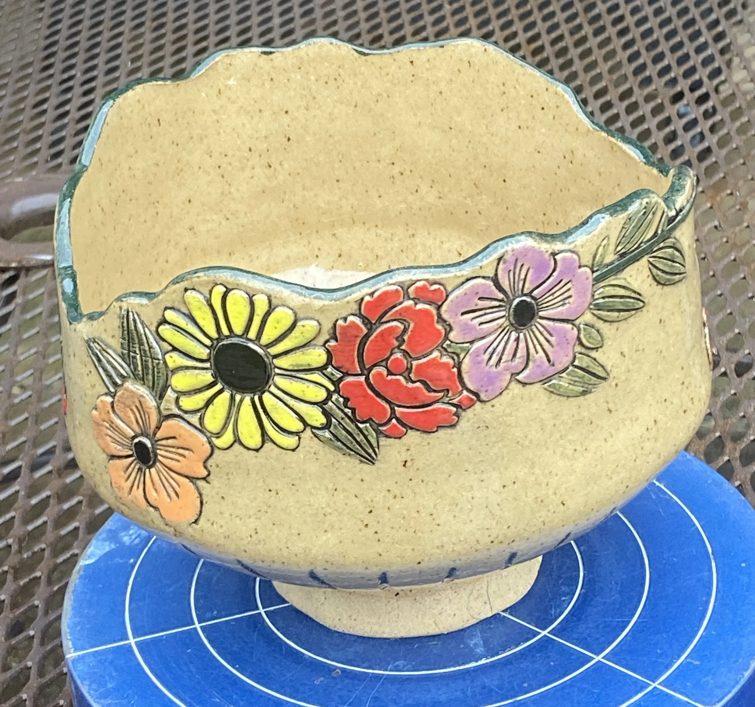 Bubble Bowl fully rounded bottom
