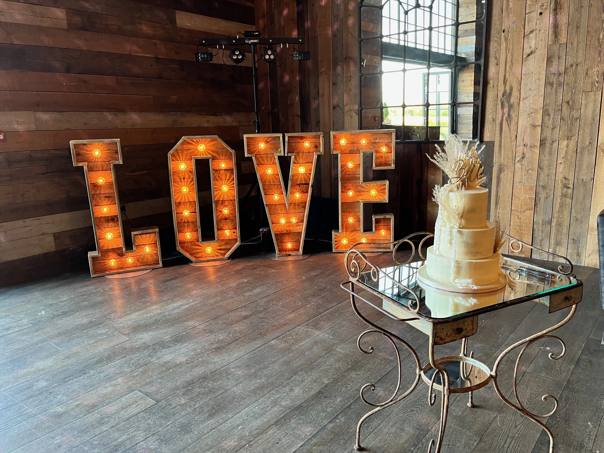 _wharfedale-grange-light-up-letter-hire1.jpeg