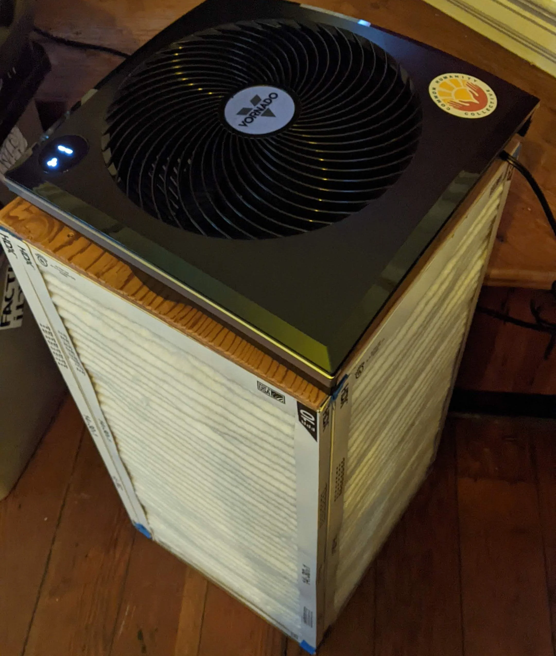One of the V CR-boxes with a CHC sticker on the fan. The V CR-box uses 14x30" filters, assembles like a traditional CR box with a vornado fan on top.