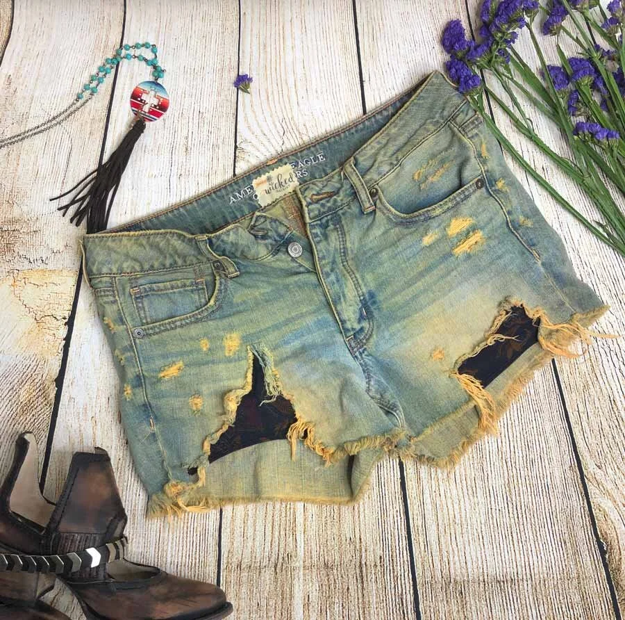 WickedDaisies_UpcycledAmericanEagleDenim_Front.jpg