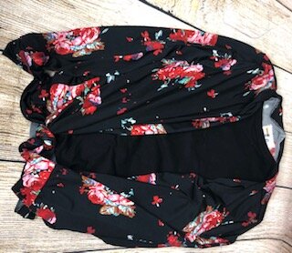 Nonnie's Floral cardy top