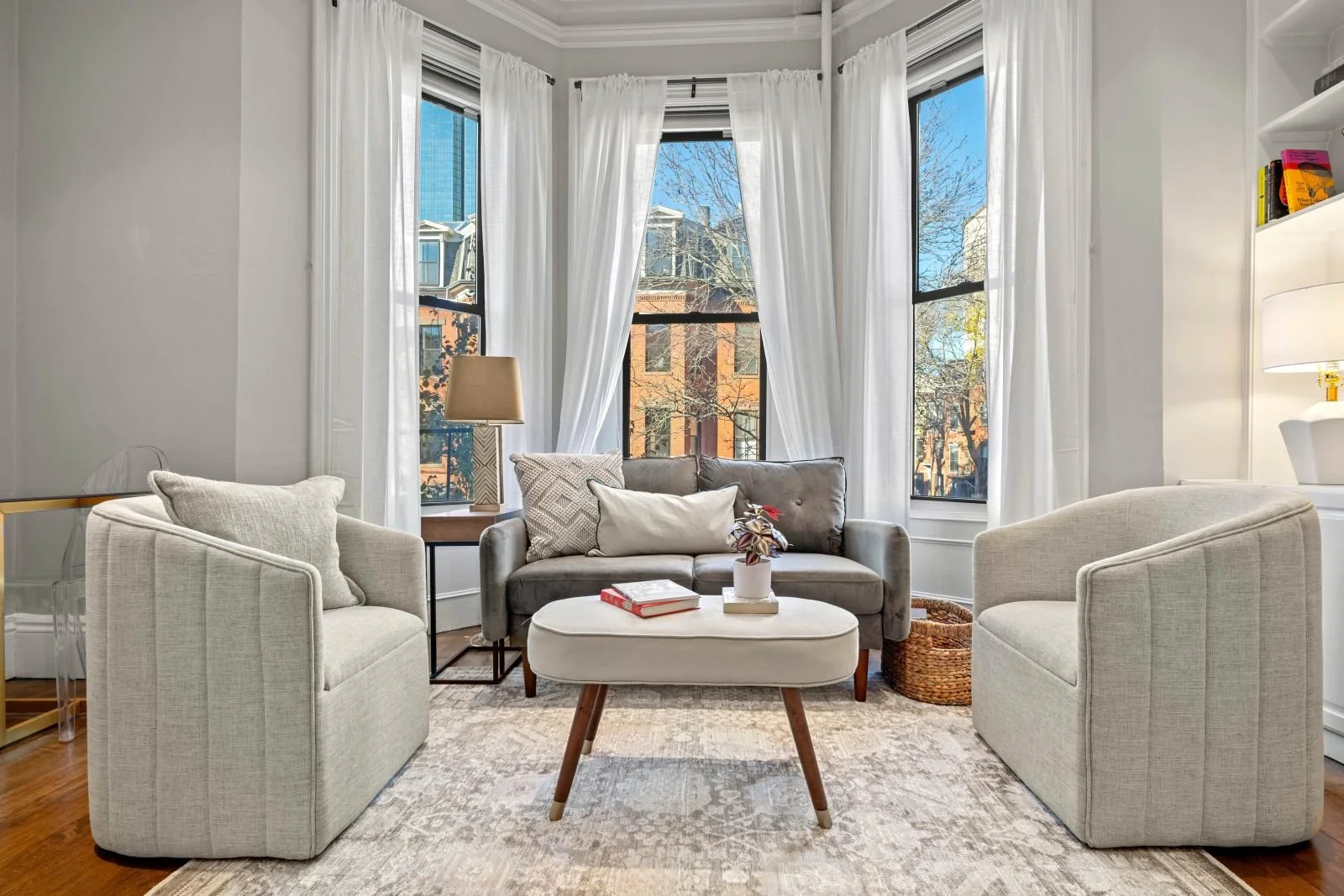 66 Chandler St, Boston, MA 02116, USA symmetry.jpg