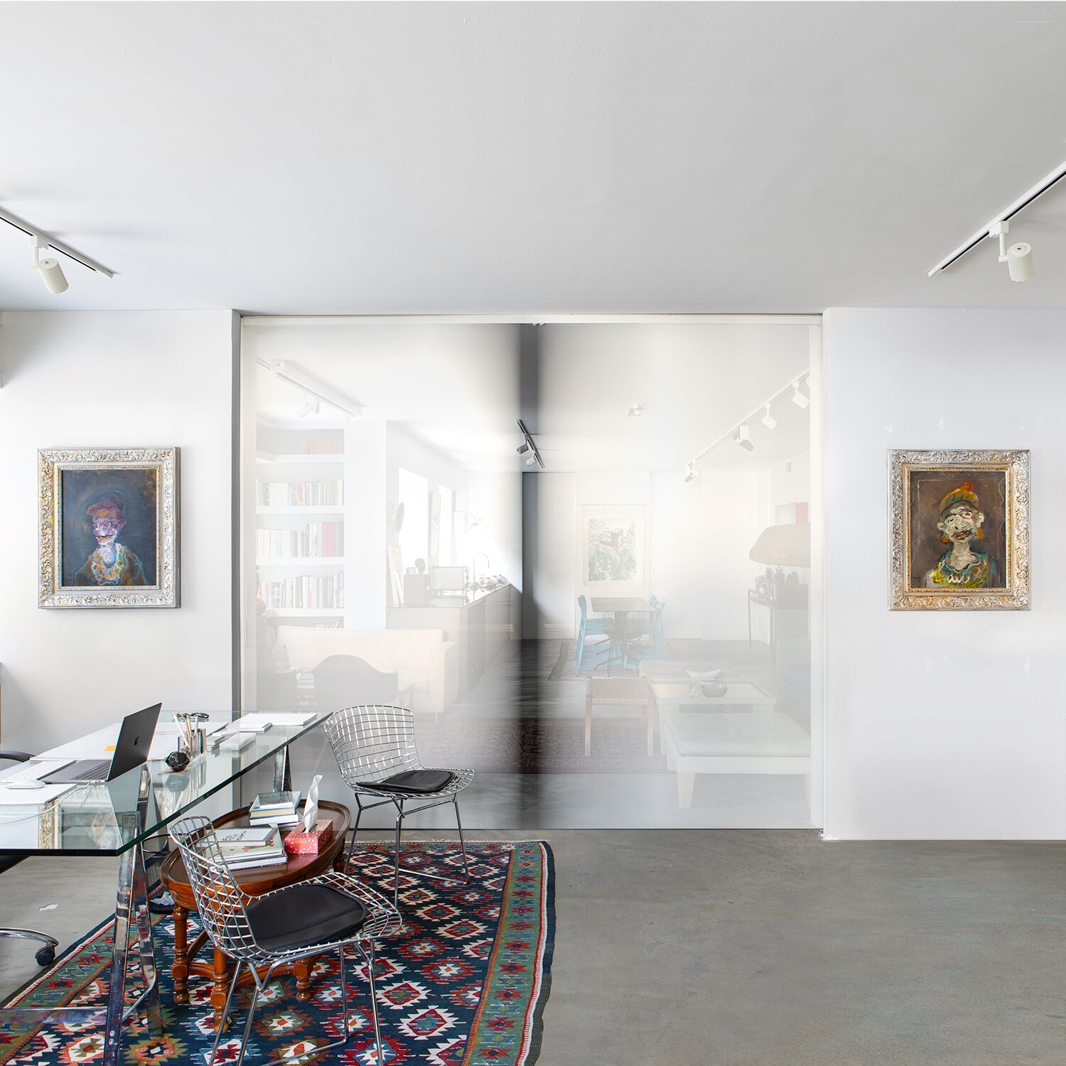 Beedar flat blurred boundarys of personal office and living room_mym_photo by Sina Matinsefat.jpg