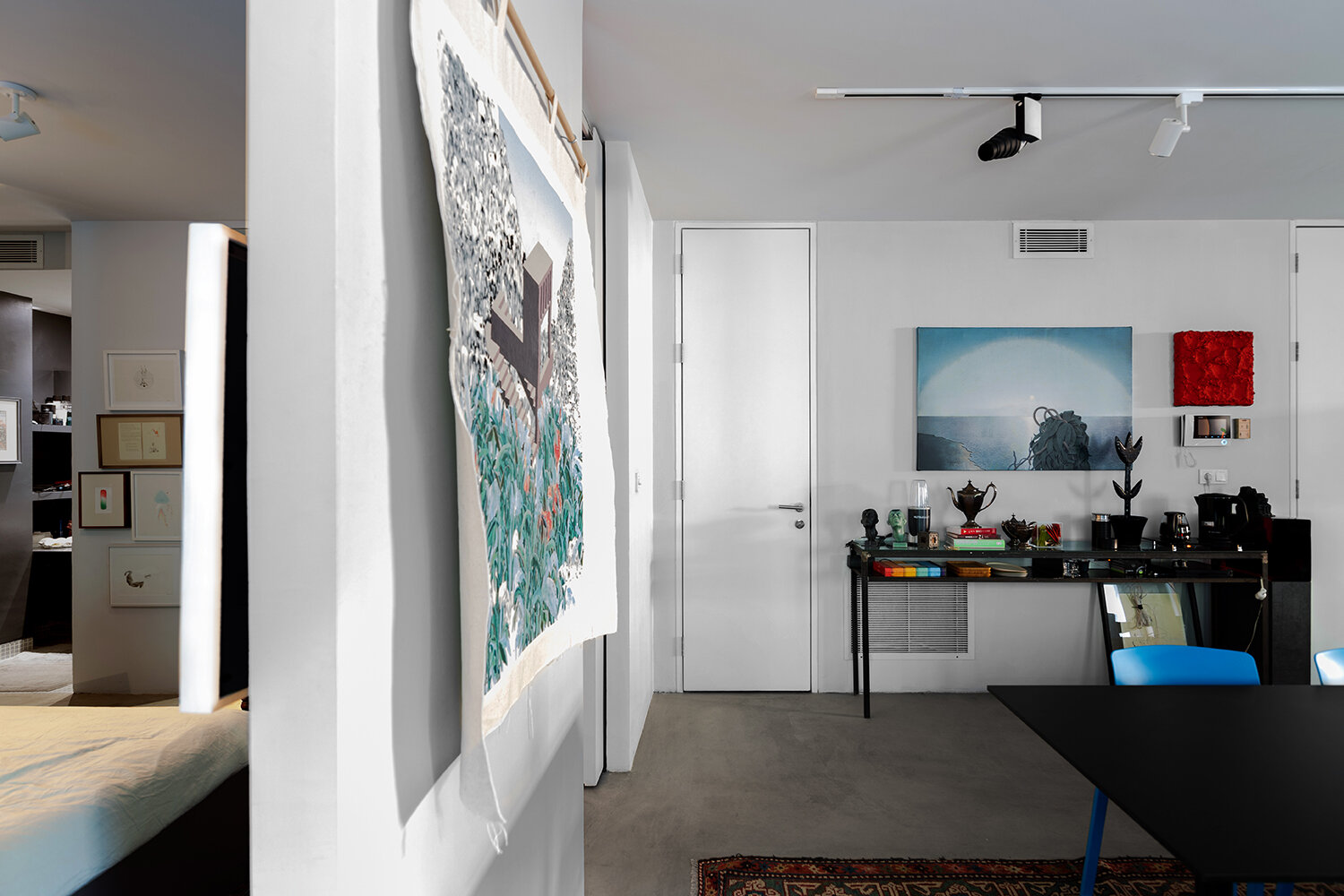 Beedar flat living room and bedroom with open boundary_photo by Sina Matinsefat.jpg