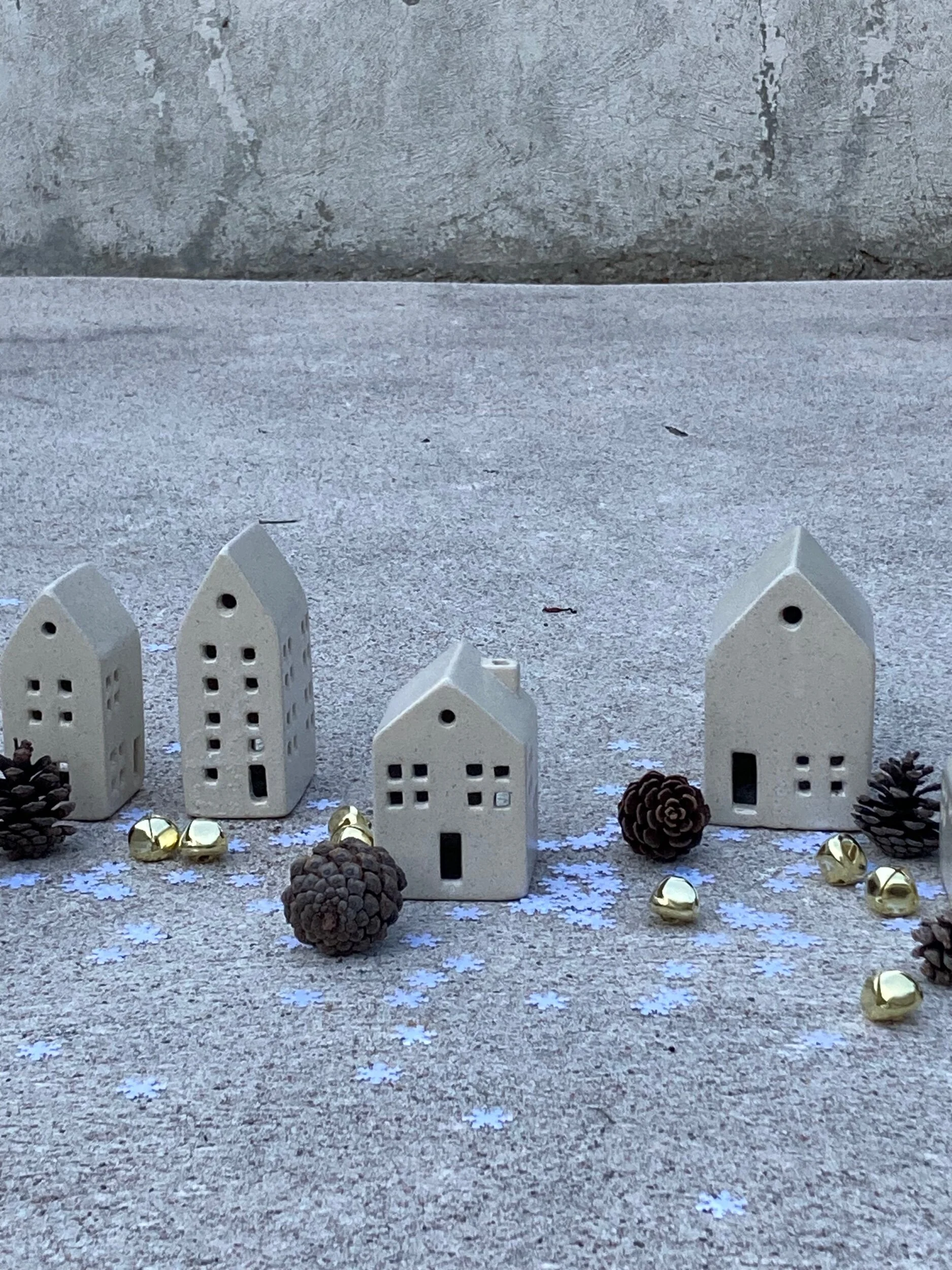 4A31AF77-22A5-452D-881D-CABE2AD8A3F5