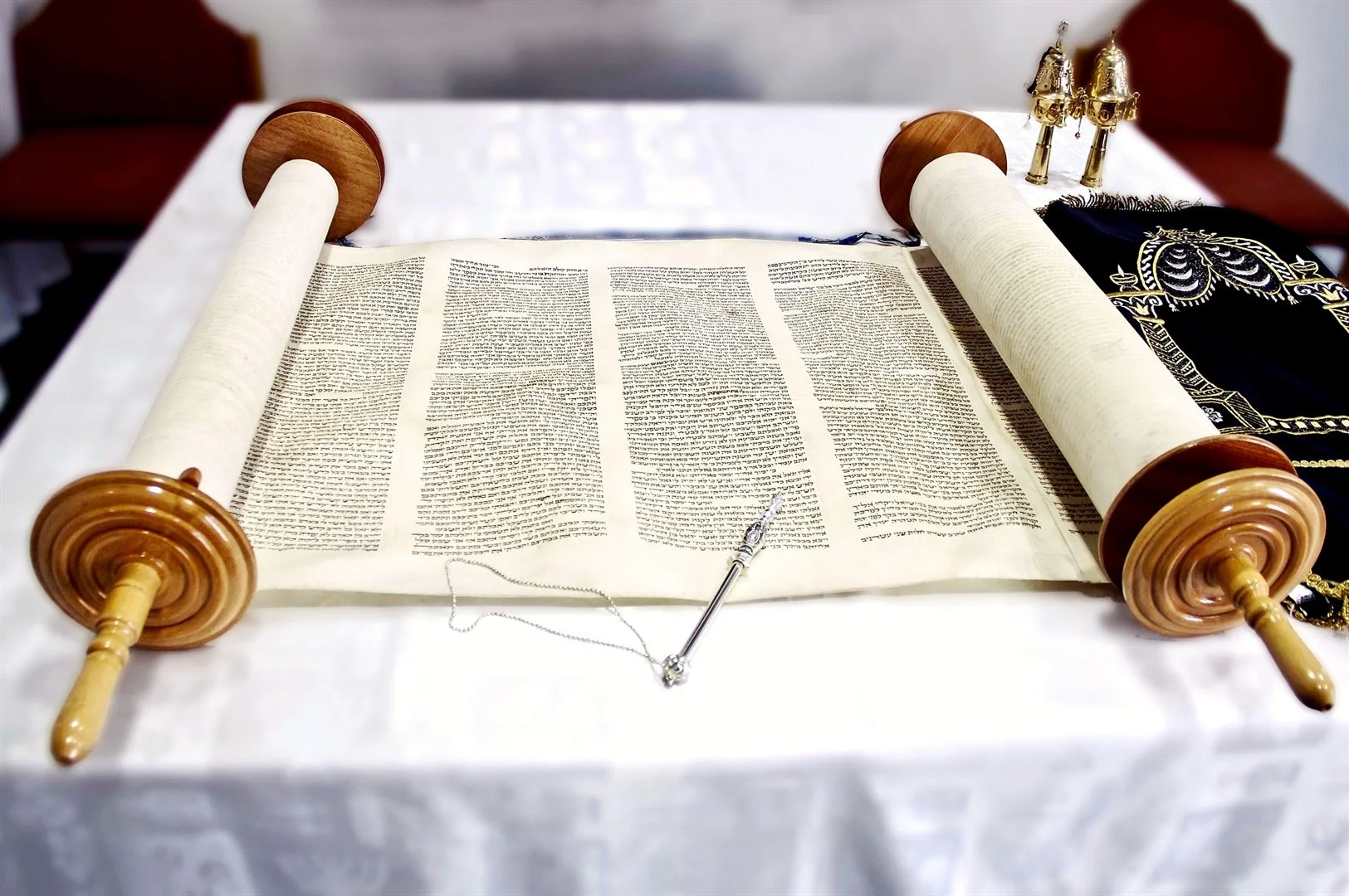 Saturday Morning Torah Service