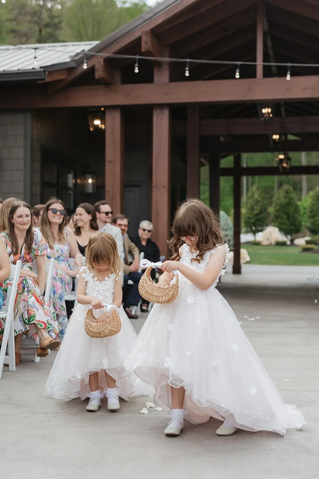 Emily-Dan-Wedding-Sneaks-68.jpg