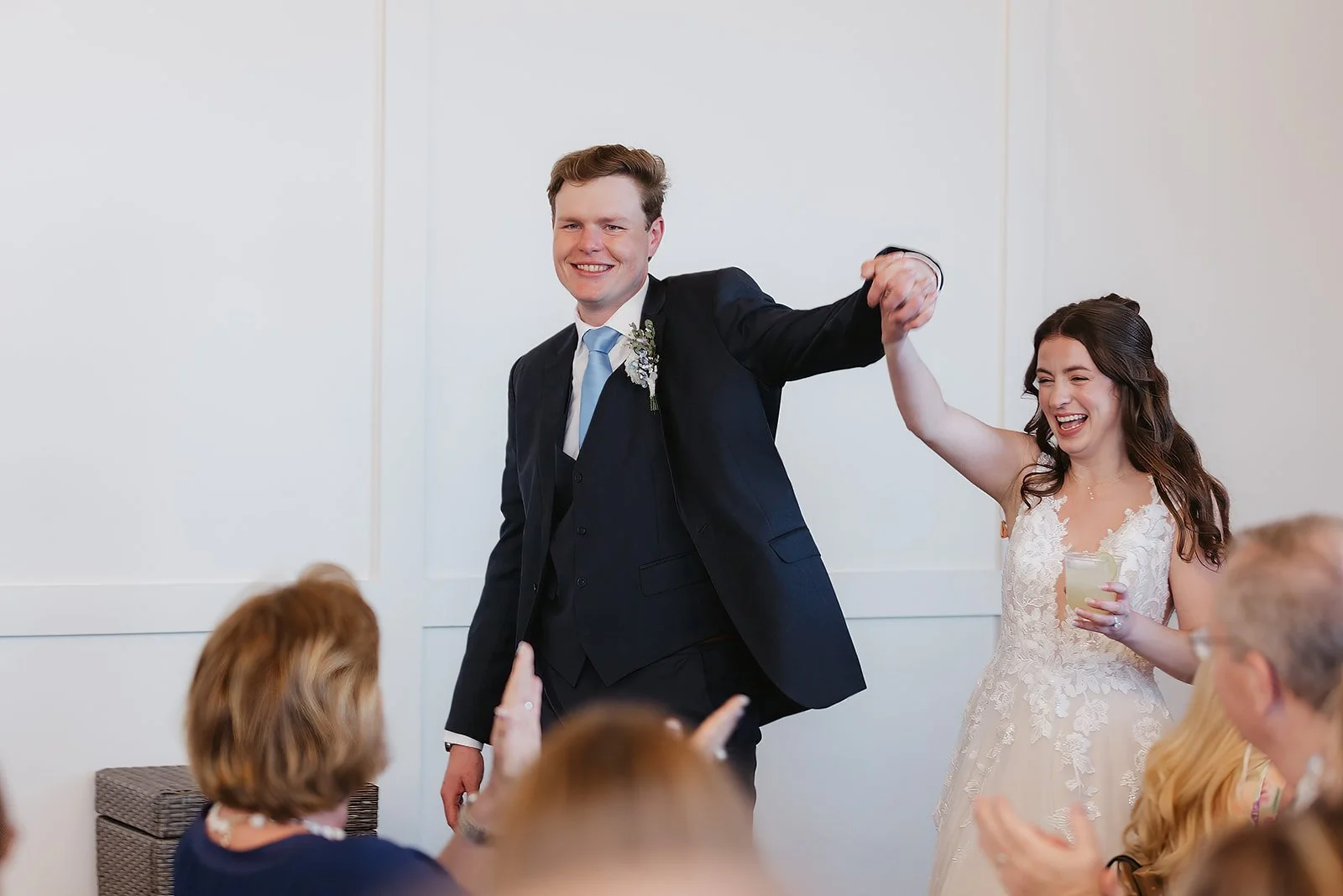 Emily-Dan-Wedding-Sneaks-95.jpg